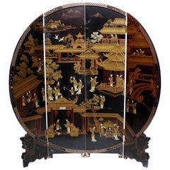 Round Black Lacquered Screen with Chinoiserie Decoration, circa 1960