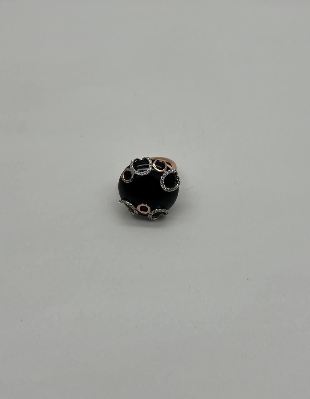 Round Black Onyx Cabochon Diamonds Swirl Scroll 14K Rose Gold Diamond Ring For Sale 2