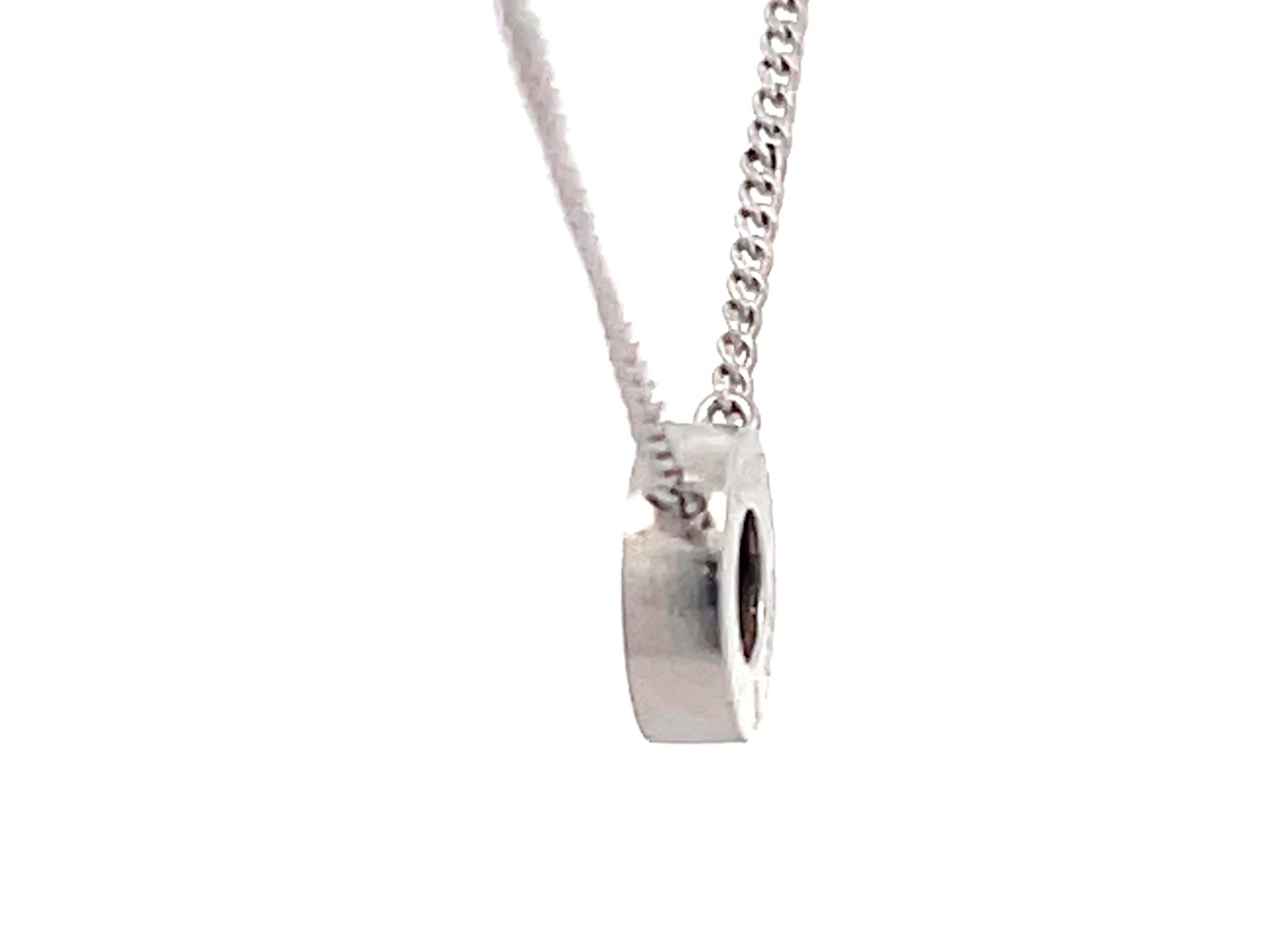 Runde schwarze Onyx-Diamant-Halskette aus Platin Damen im Angebot