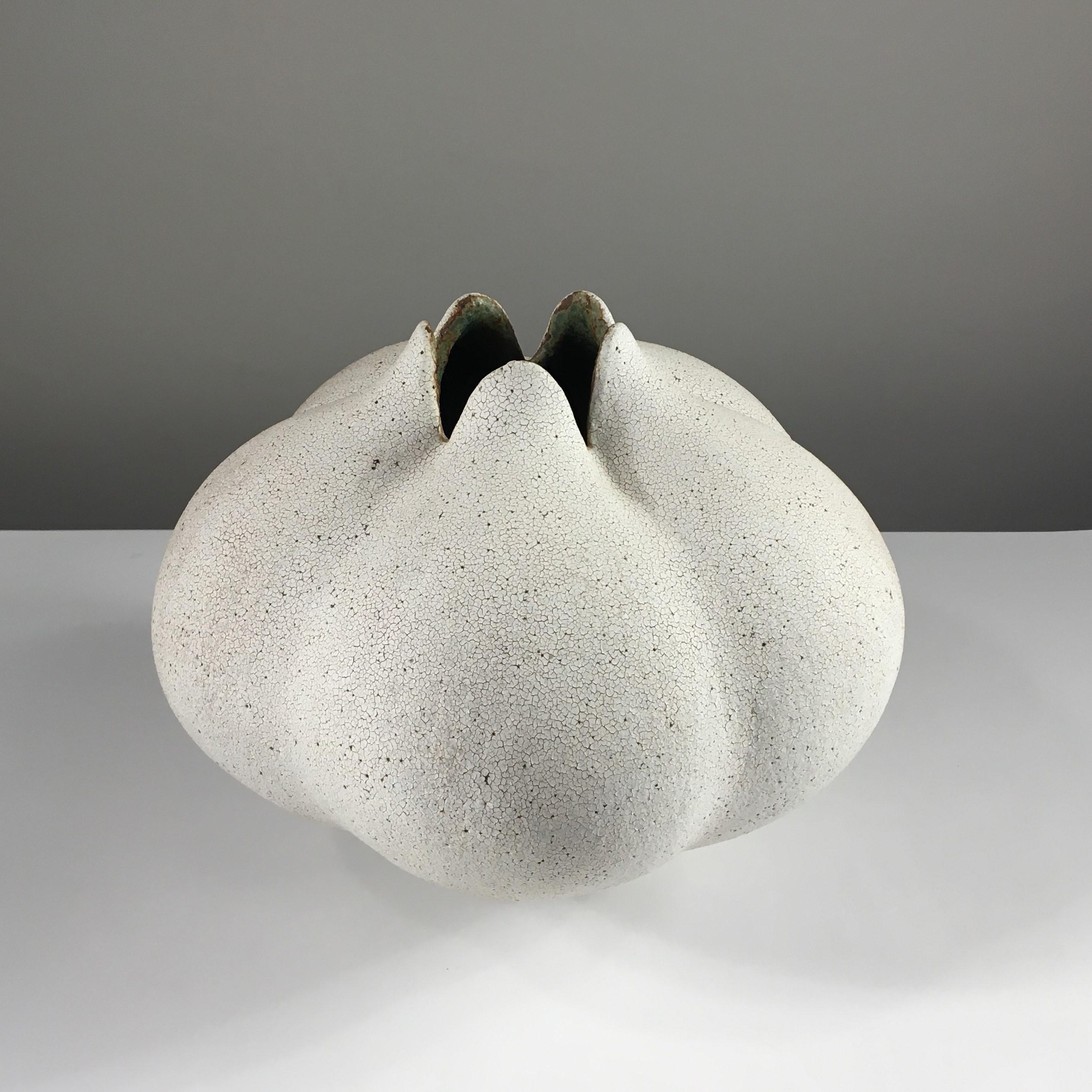 Organic Modern Round Blossom Pottery with Petals by Yumiko Kuga For Sale