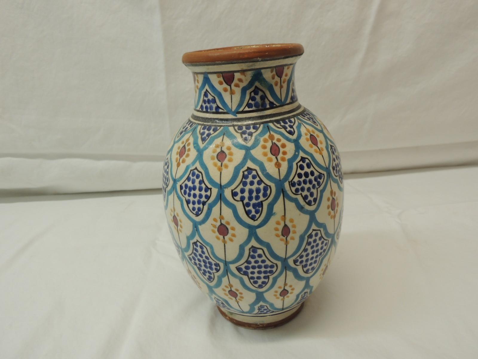 round blue vase