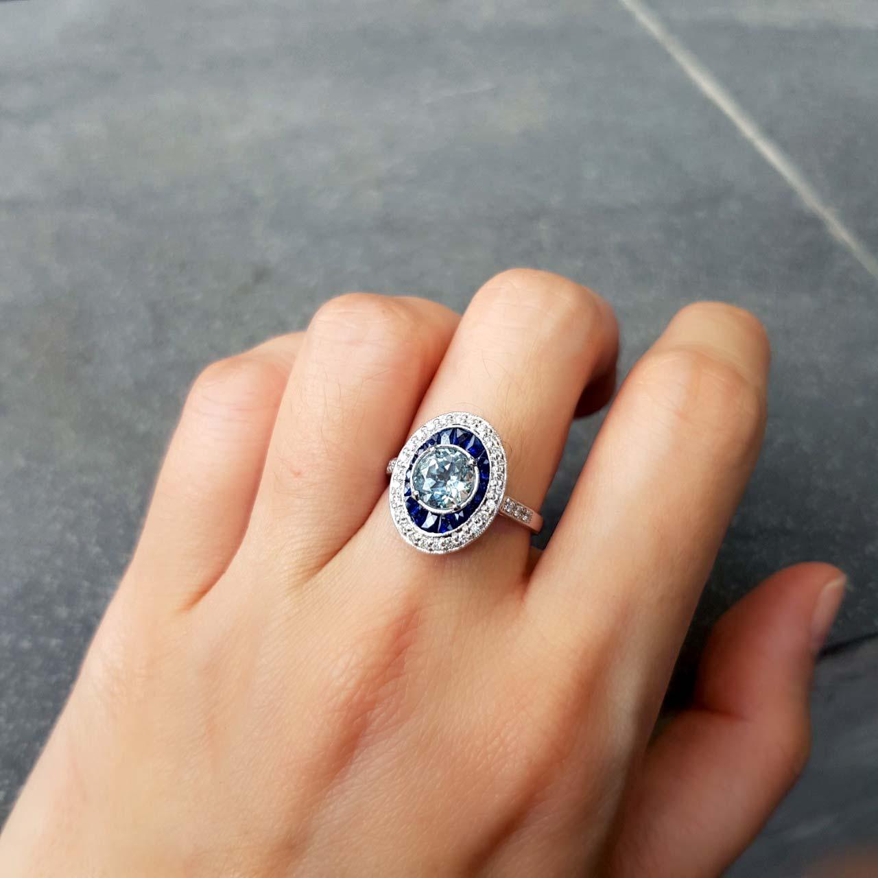 Round Blue Aquamarine & Blue Sapphire Diamond Halo Set 14K White Gold Ring im Angebot 2