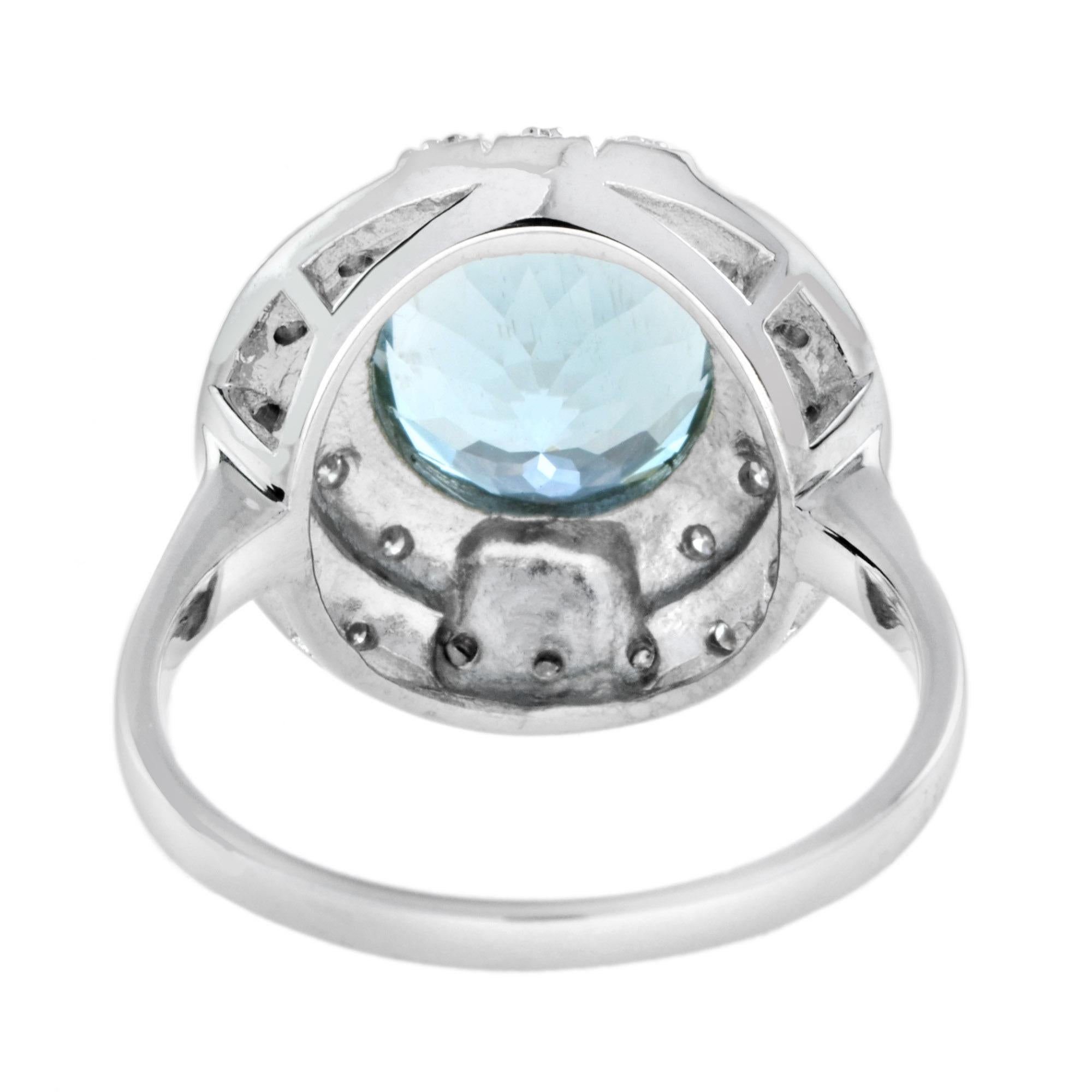Round Blue Aquamarine & Diamond Cocktail 18K White Gold Ring im Zustand „Neu“ im Angebot in Oakton, VA
