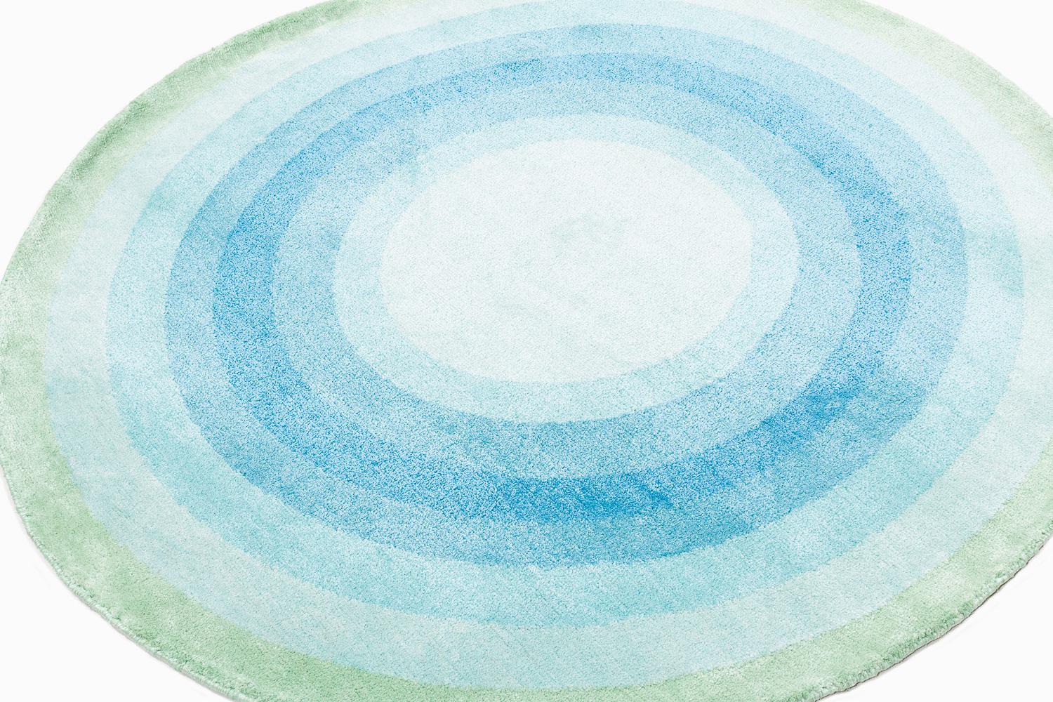 Moderno Tappeto rotondo blu, verde e pop in seta e lana Ricky Bullseye di Joseph Carini in vendita