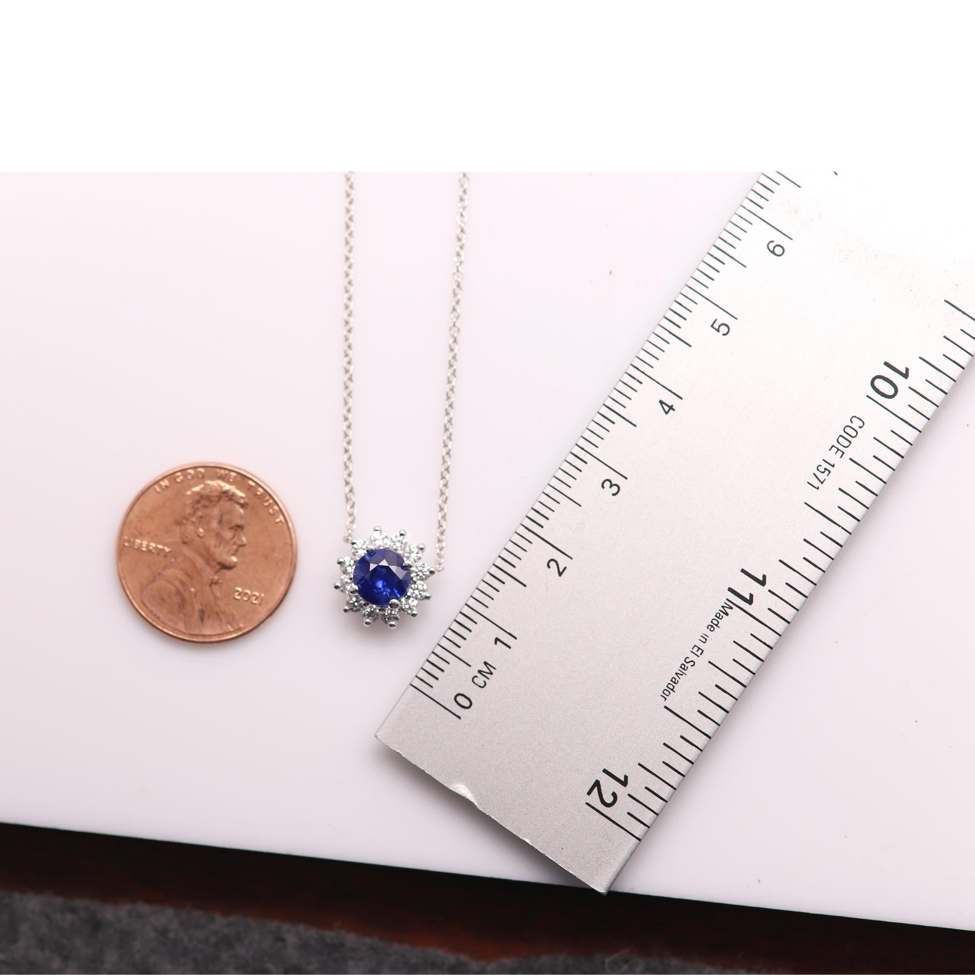 Round Blue Sapphire Necklace 14 karat White Gold 1.00 Carat Brilliant Sapphire In New Condition For Sale In Brooklyn, NY