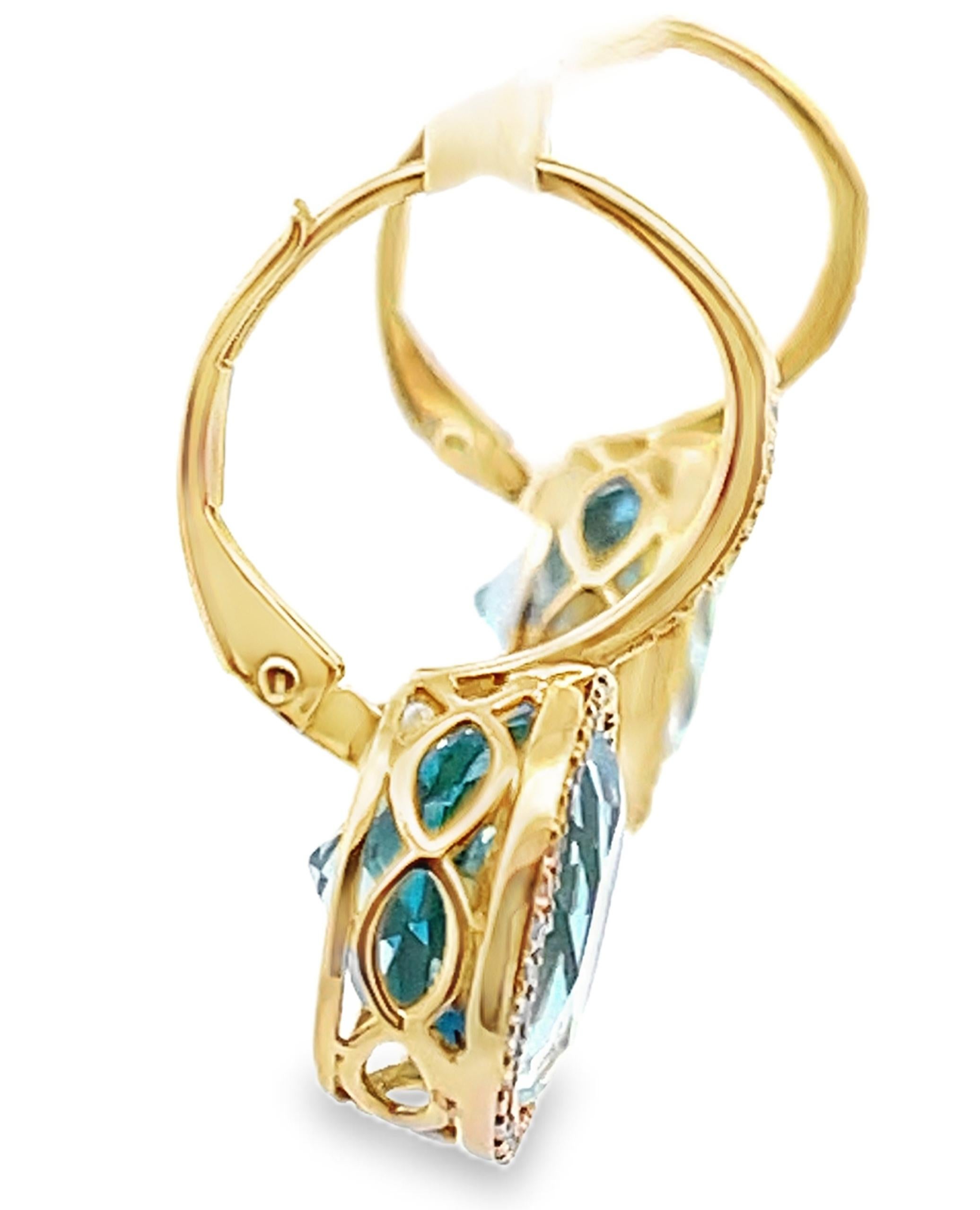 Boucles d'oreilles pendantes en or jaune 14K avec topaze bleue ronde et diamant et anneaux à levier Pour femmes en vente