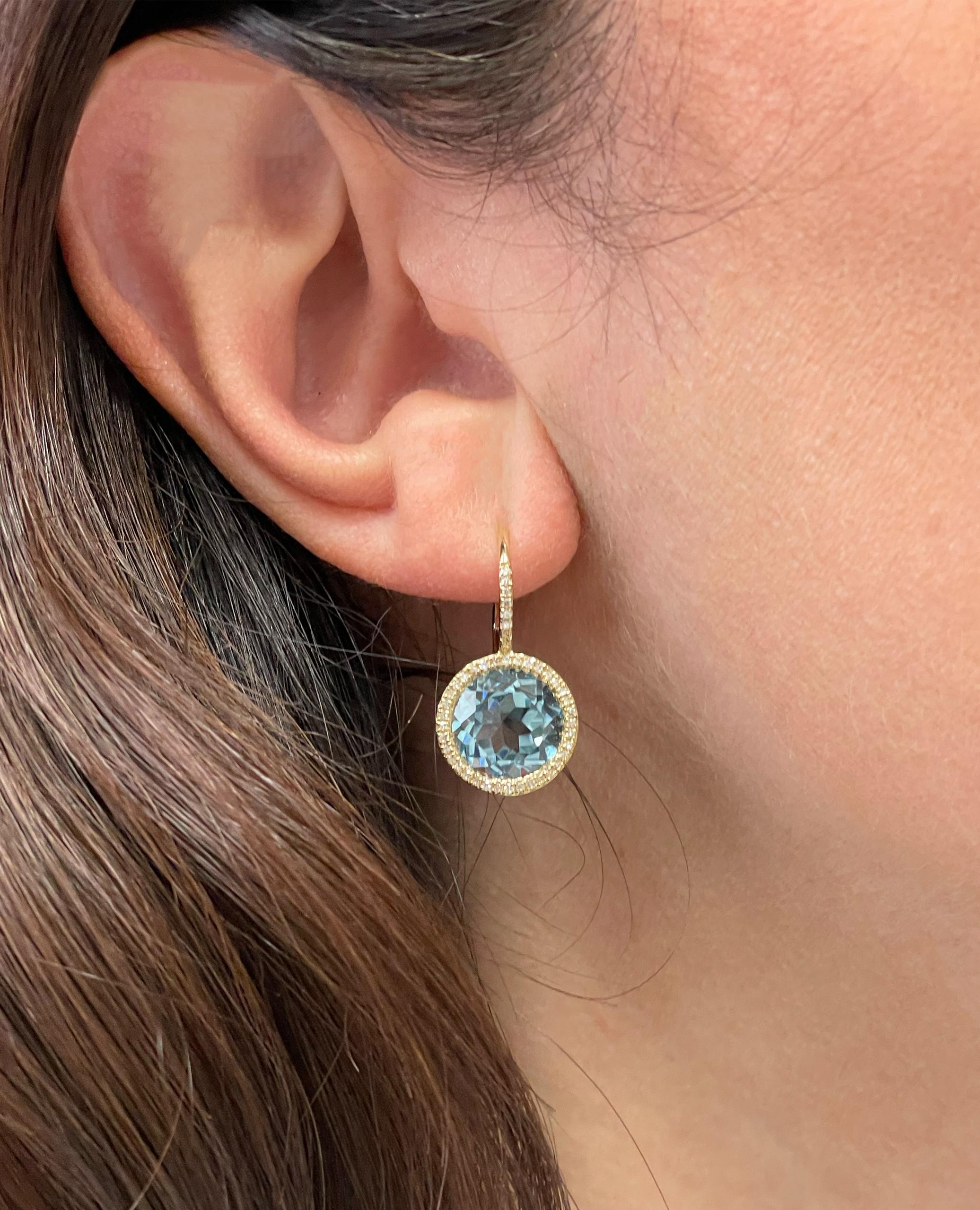 Boucles d'oreilles pendantes en or jaune 14K avec topaze bleue ronde et diamant et anneaux à levier en vente 2