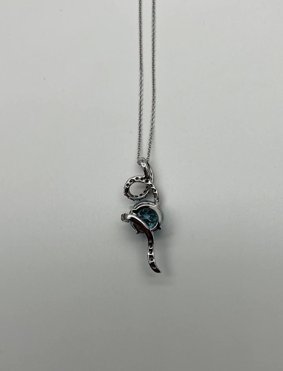 Round Blue Topaz Champagne Diamonds Halo 14K White Gold Drop Pendant Necklace For Sale 3
