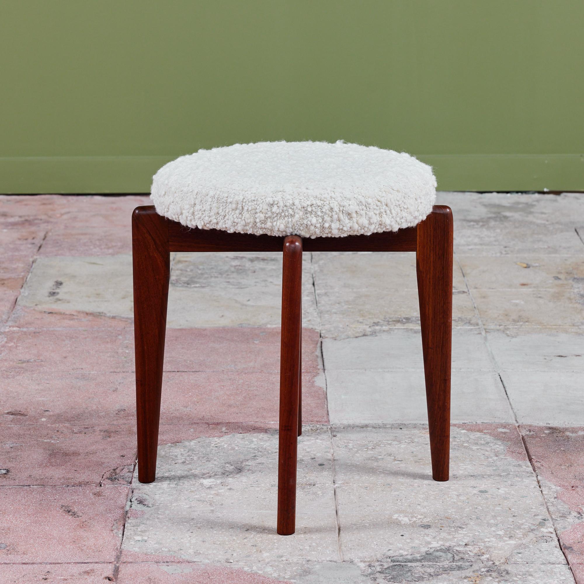 Mid-Century Modern Round Boucle Upholstered Stool For Sale