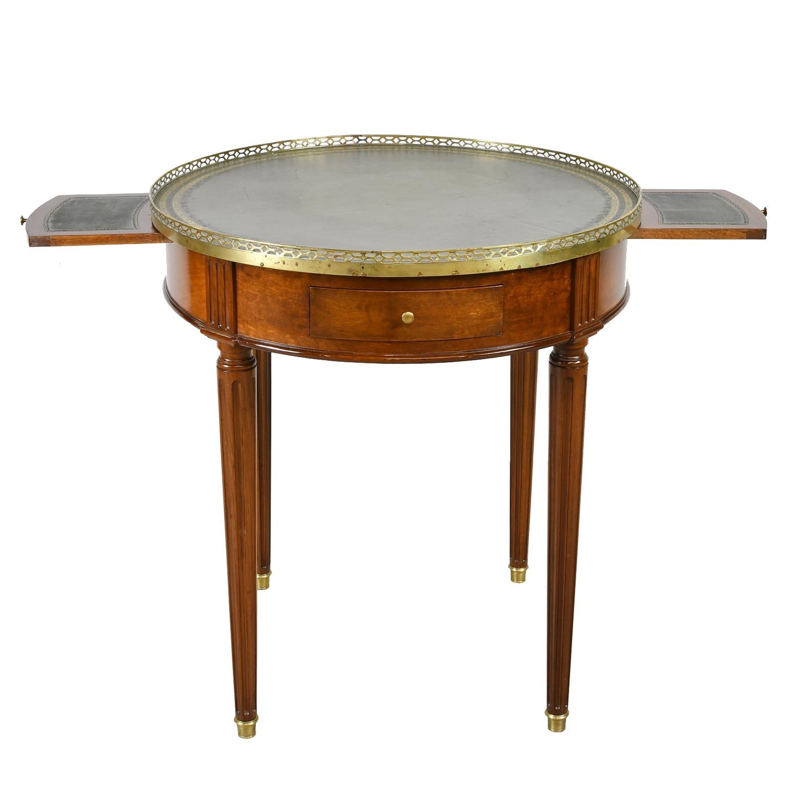 Round Bouillotte Table in Mahogany with Green Tooled Leather Top, France 3
