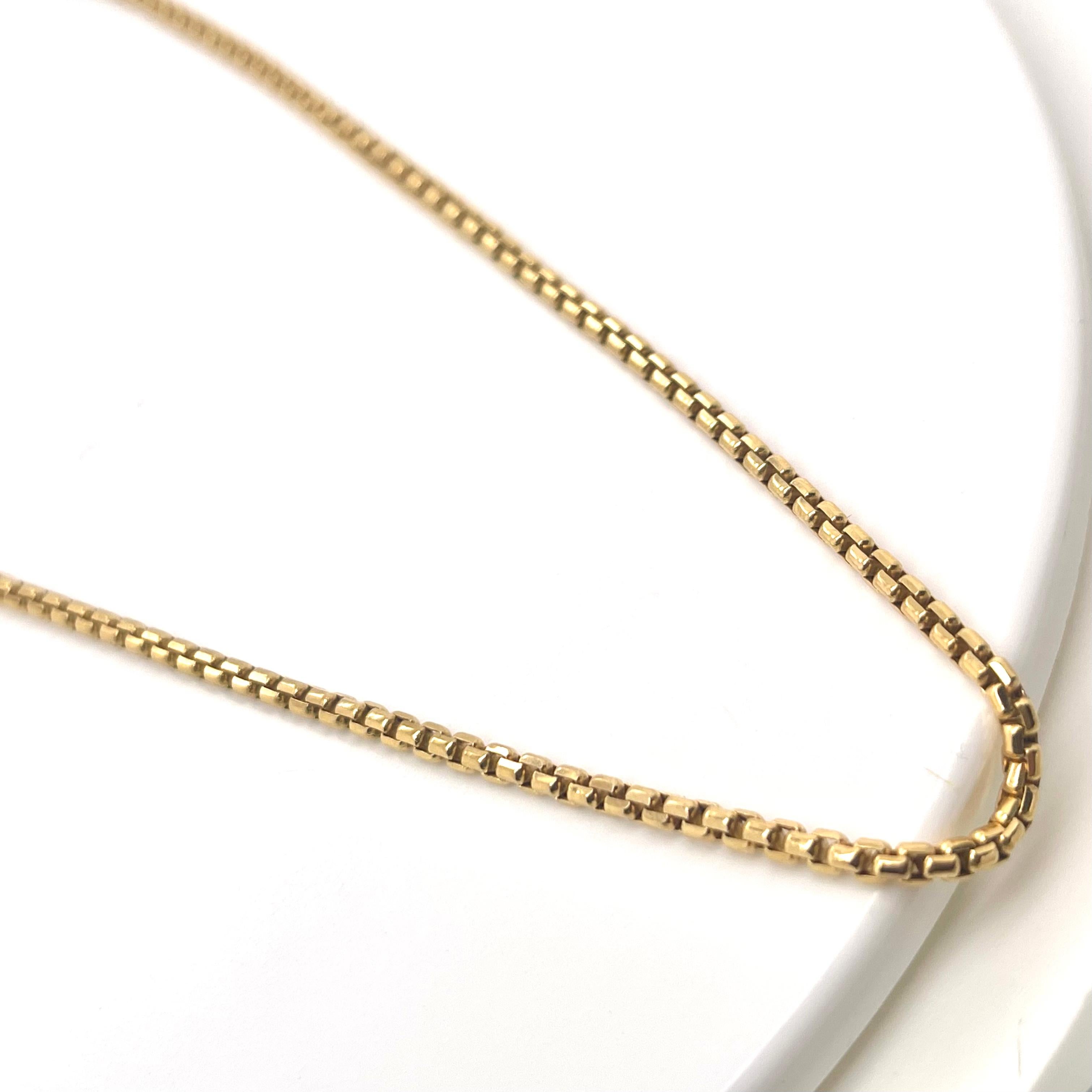 Style: Round Box Chain Necklace

Metal: Yellow Gold 

Metal Purity: 14K 

Necklace Length: 24 in 

Total Weight: 9.1 g

Signature: 14k

Includes: 24 Month Brilliance Jewels Warranty

                 Brilliance Jewels Packaging