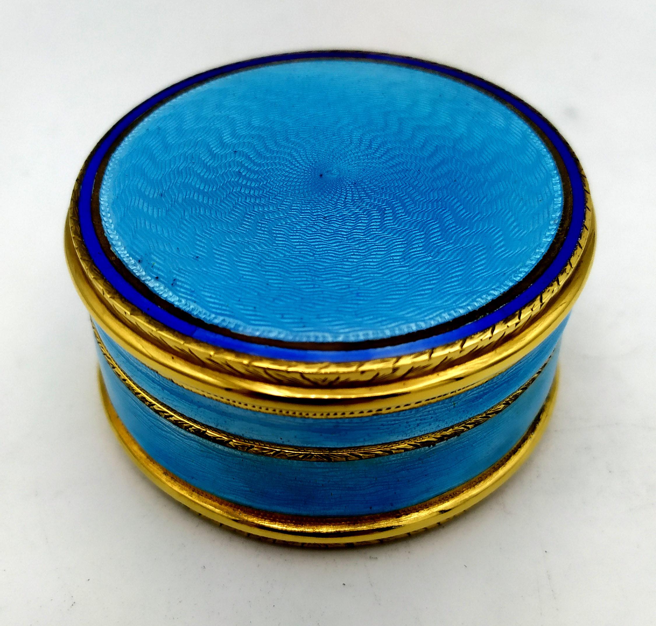 Caja redonda esmalte azul claro y negro Salimbeni Moderno en venta