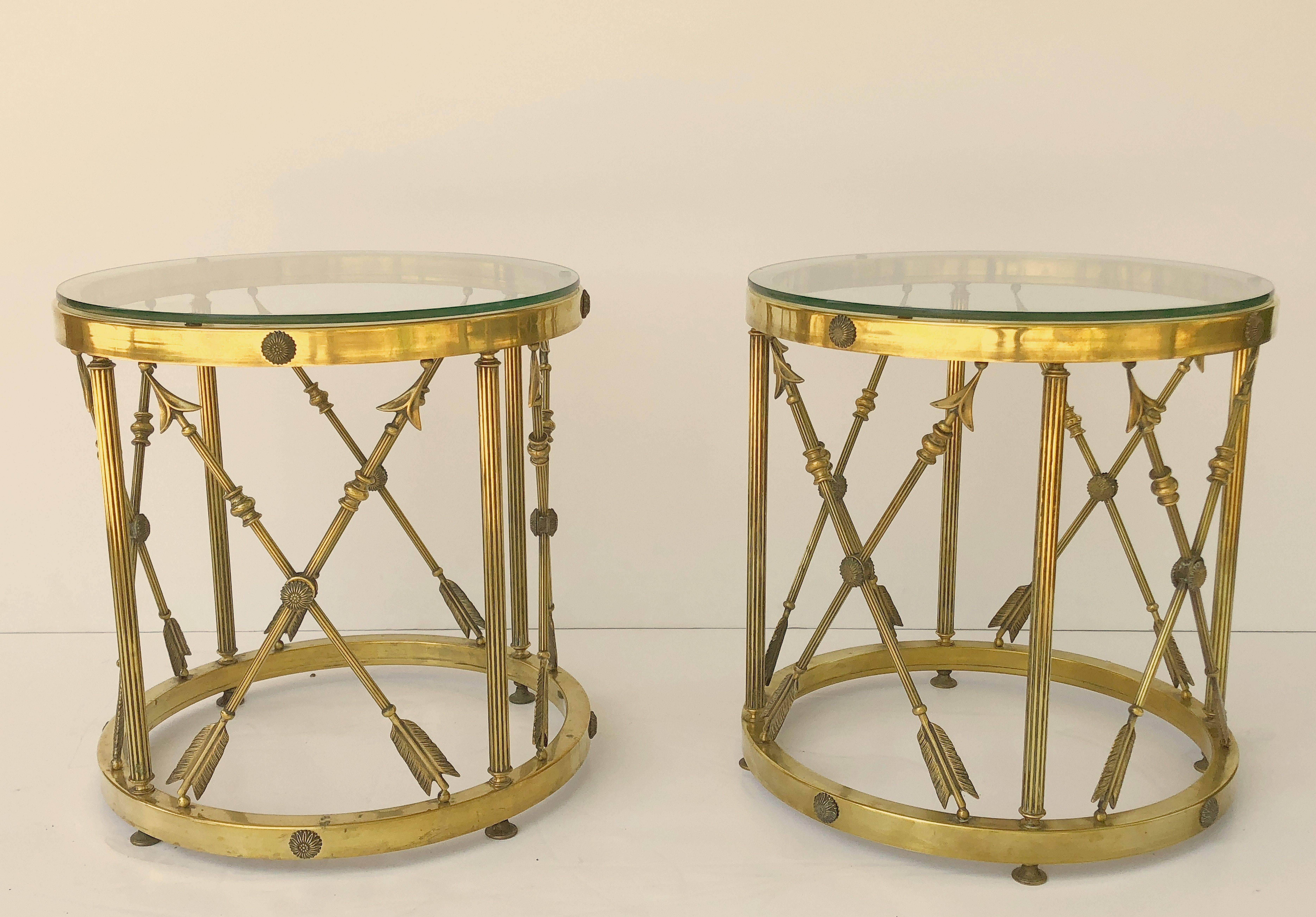 English Round Occasional Table of Brass and Glass  In Good Condition In Austin, TX