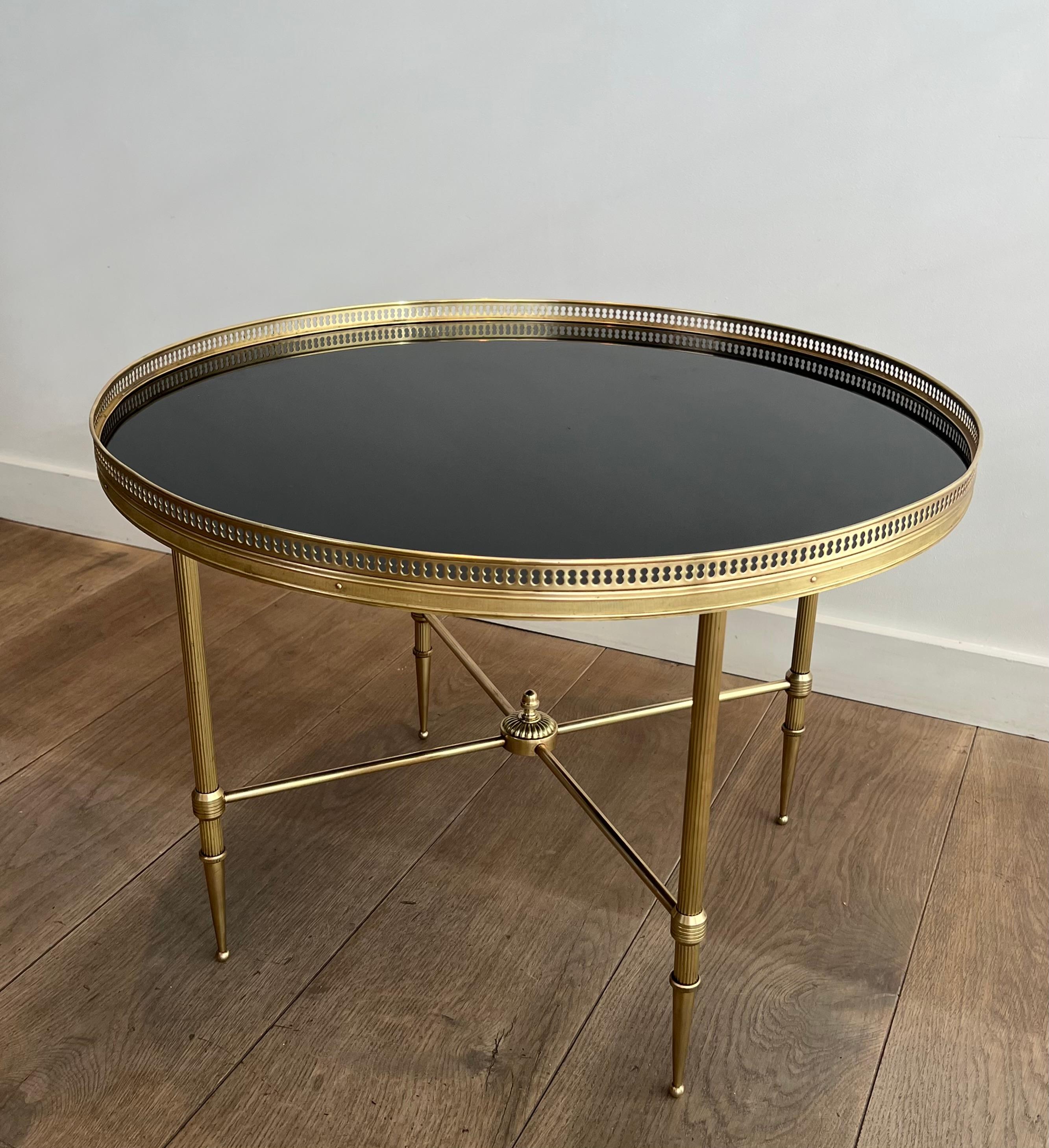 Round Brass Coffee Table with Black Lacquered Glass Top by Maison Jansen For Sale 5