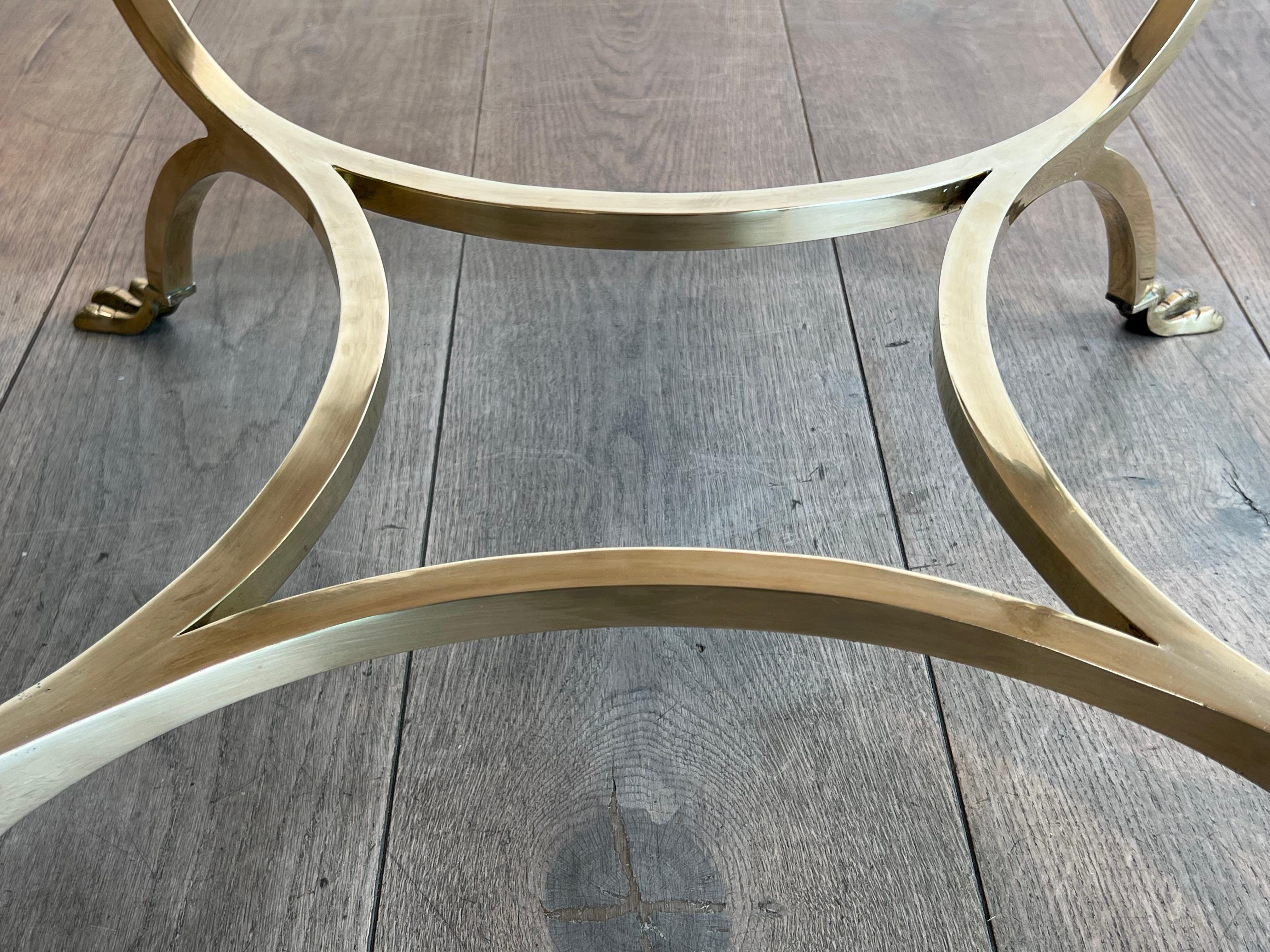 Round Brass Coffee Table With Swan Heads & Feet  & Marble Top by Maison Jansen For Sale 5
