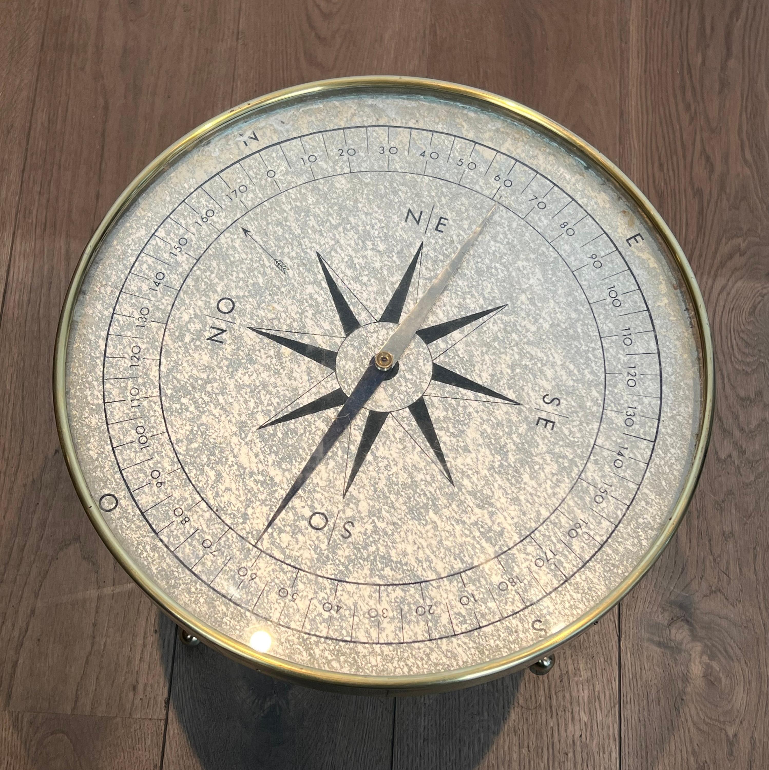 Round Brass 