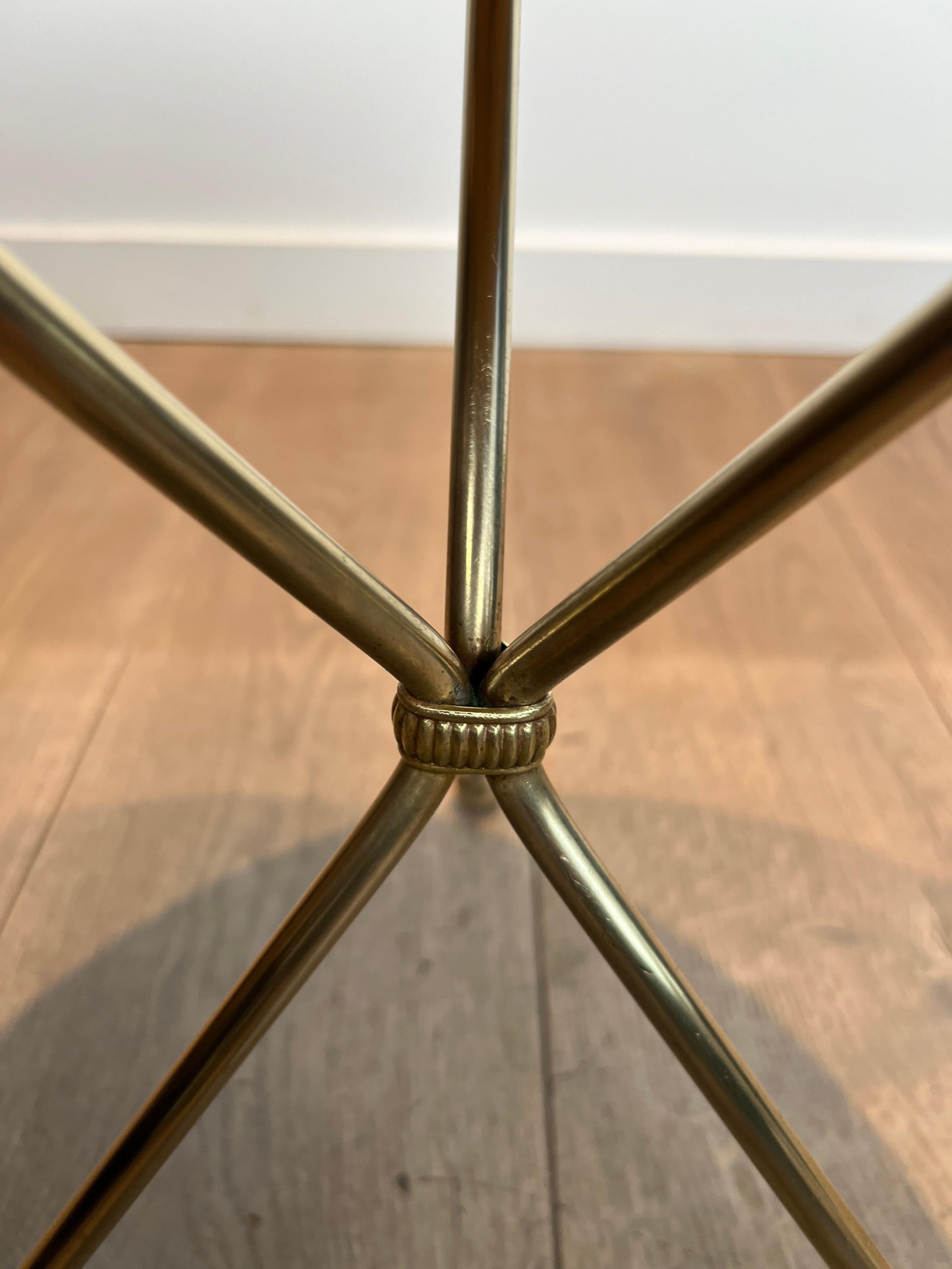 Round Brass 