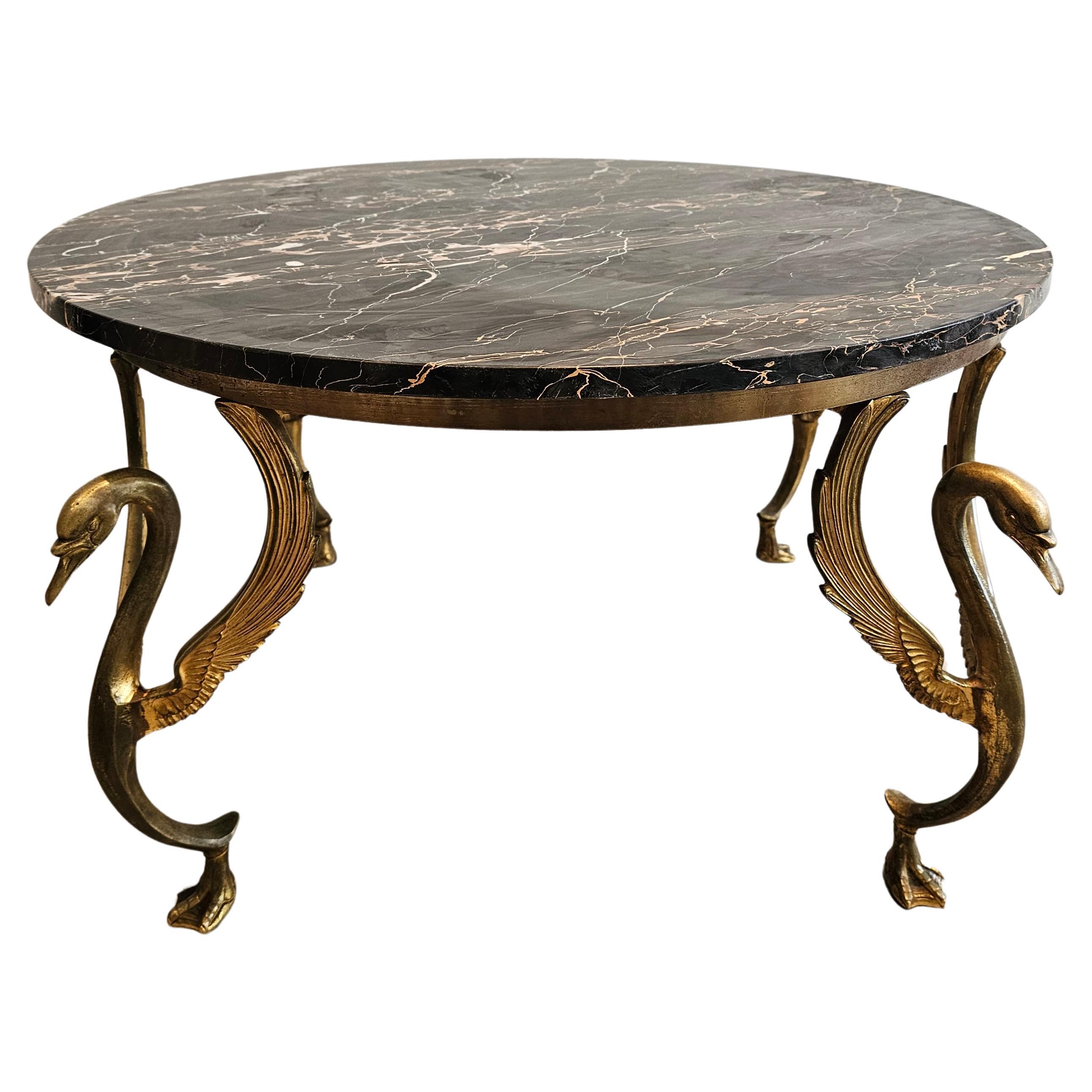 Table basse ronde en laiton et marbre de France en vente