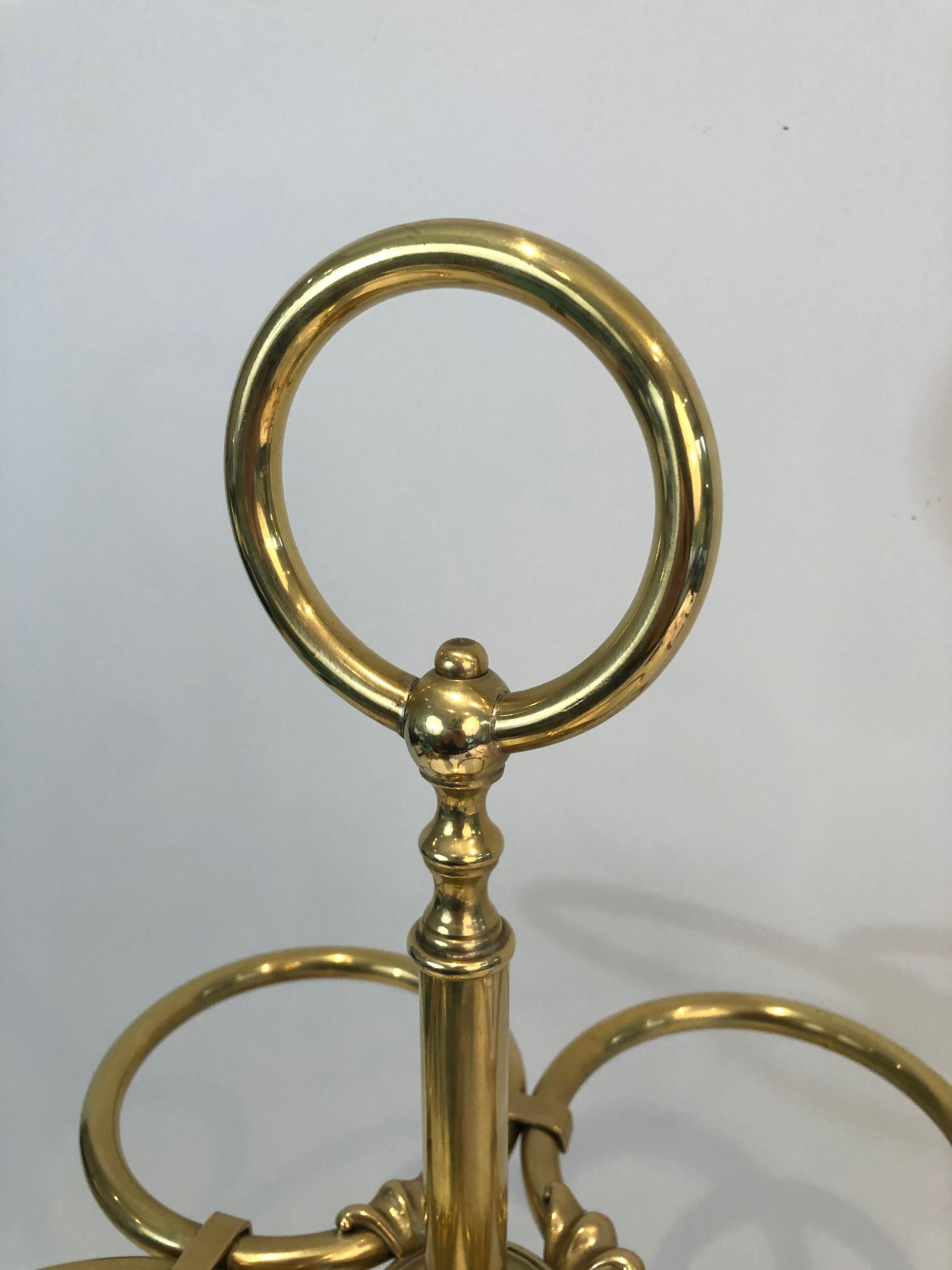 Round Brass Umbrella Stand In Good Condition For Sale In Marcq-en-Barœul, Hauts-de-France