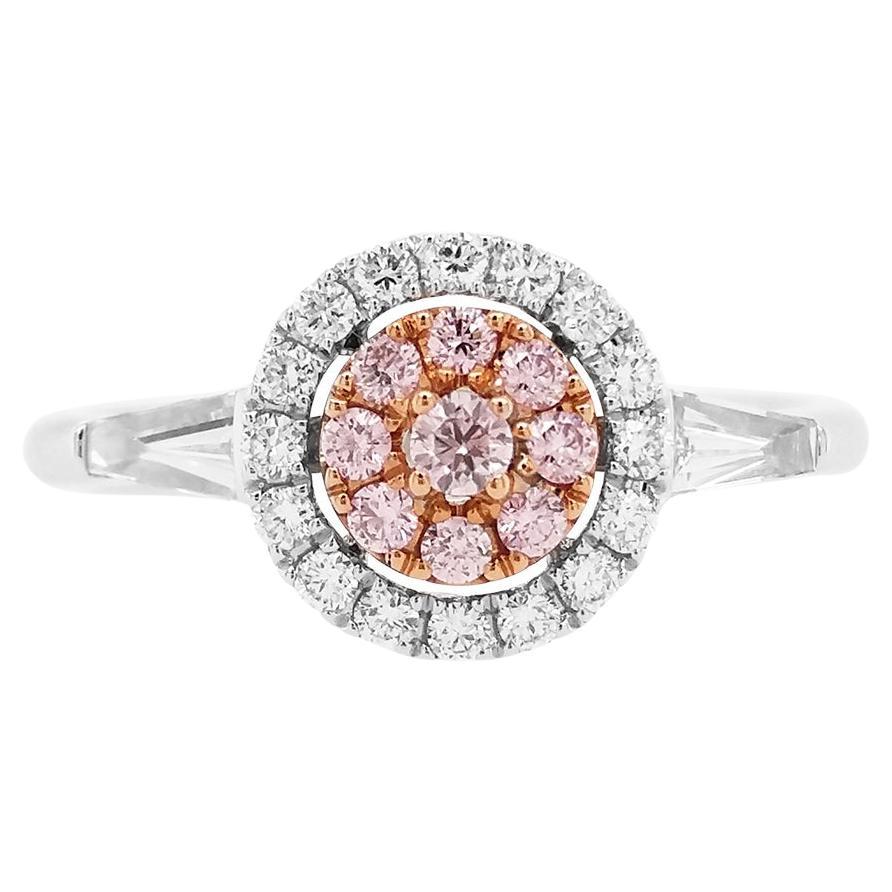 Round brilliant cut Argyle Pink Diamond and White Diamond 18K Gold Ring en vente