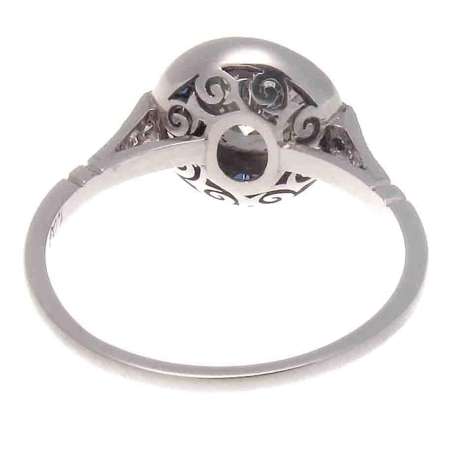 Round Cut Round Brilliant 1.03 Carat Diamond Platinum Engagement Ring