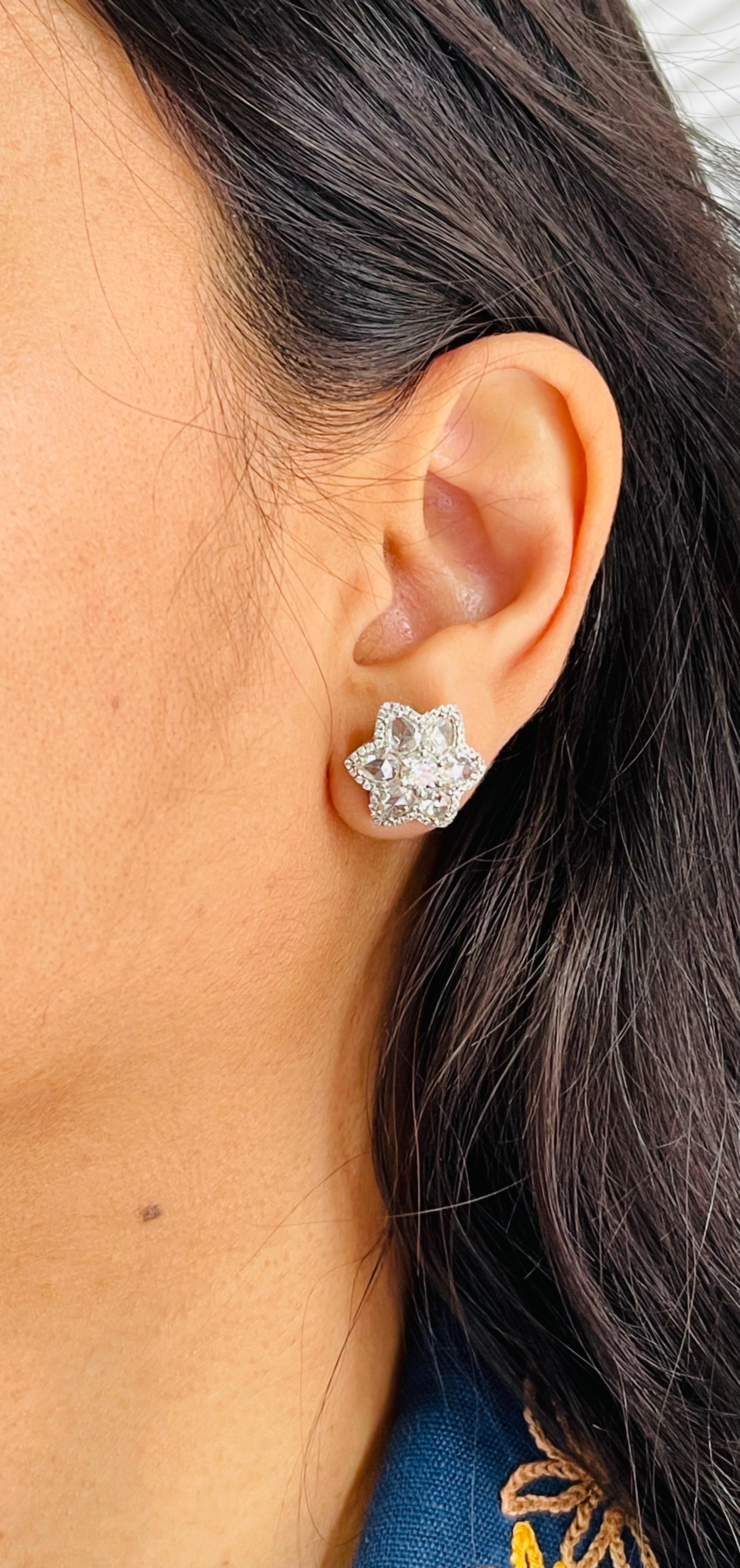 3.50 Carat Round Brilliant and Rose Cut Diamond Star Stud Earrings in 18K Gold. For Sale 2