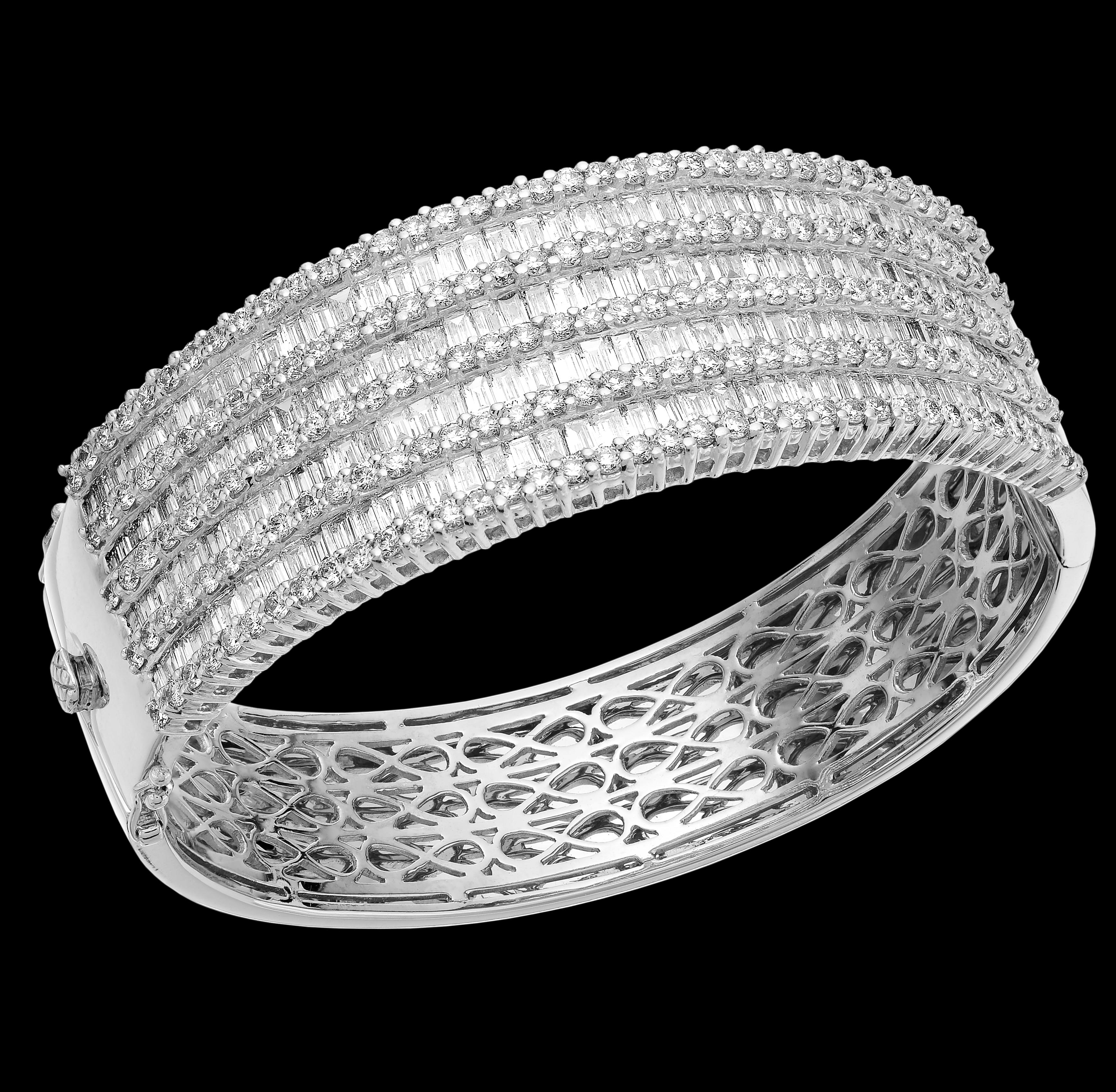 Round Cut Diamond Bangle, Wide Band/Cuff, Nine Rows of Diamonds in 18 Carat White Gold  For Sale