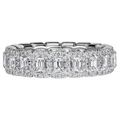 Round Brilliant Band Brilliant White / D color 18K White Gold Classic Charm