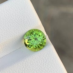 Round Brilliant Cut Apple Green Peridot Loose Gemstone, Pakistan for Jewelry 7mm