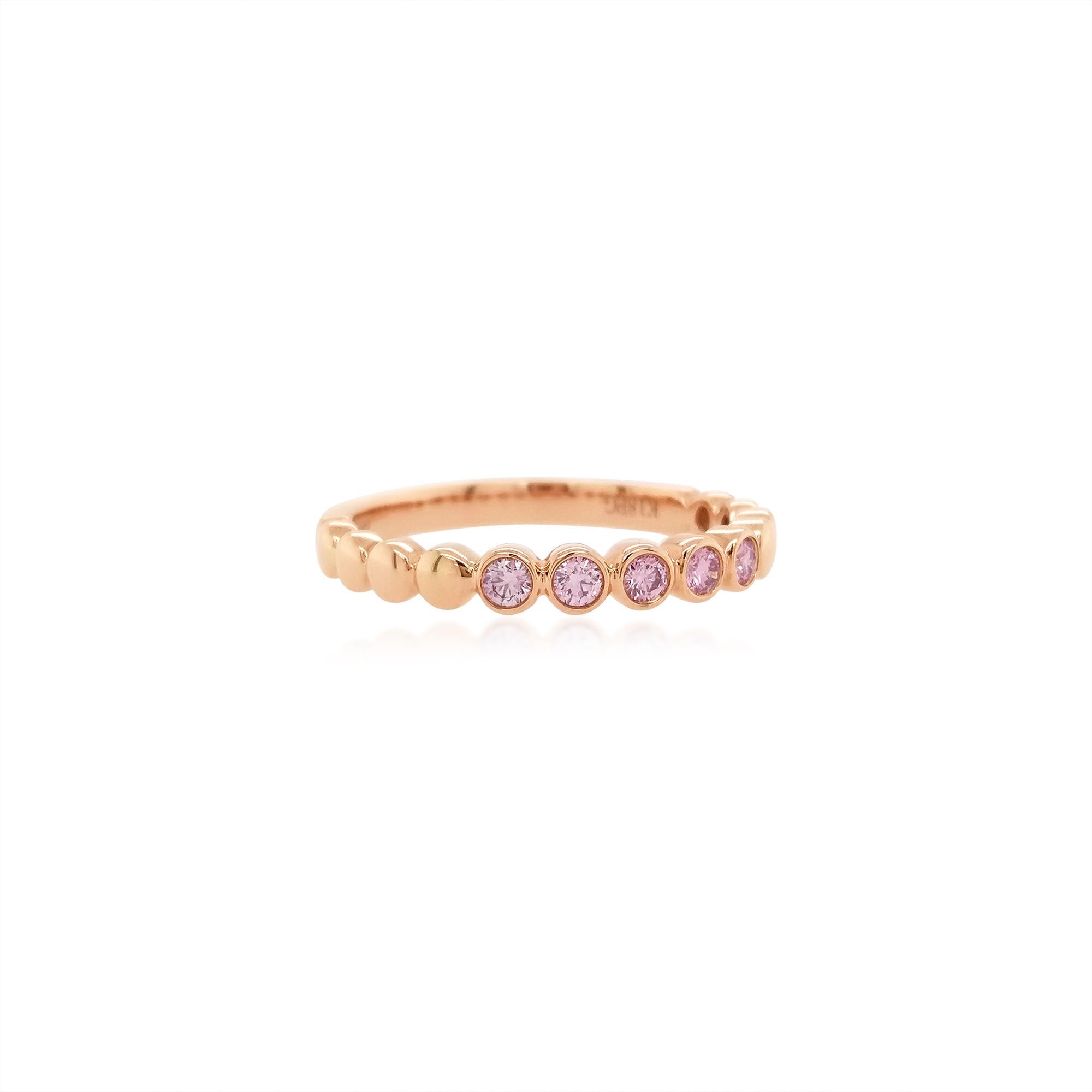 Round Cut Round Brilliant Cut Argyle Pink Diamond 18K Gold Band Ring