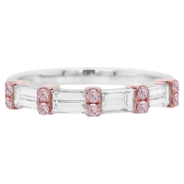 Round Brilliant Cut Argyle Pink Diamond Emerald cut White Diamond 18K Gold Ring For Sale