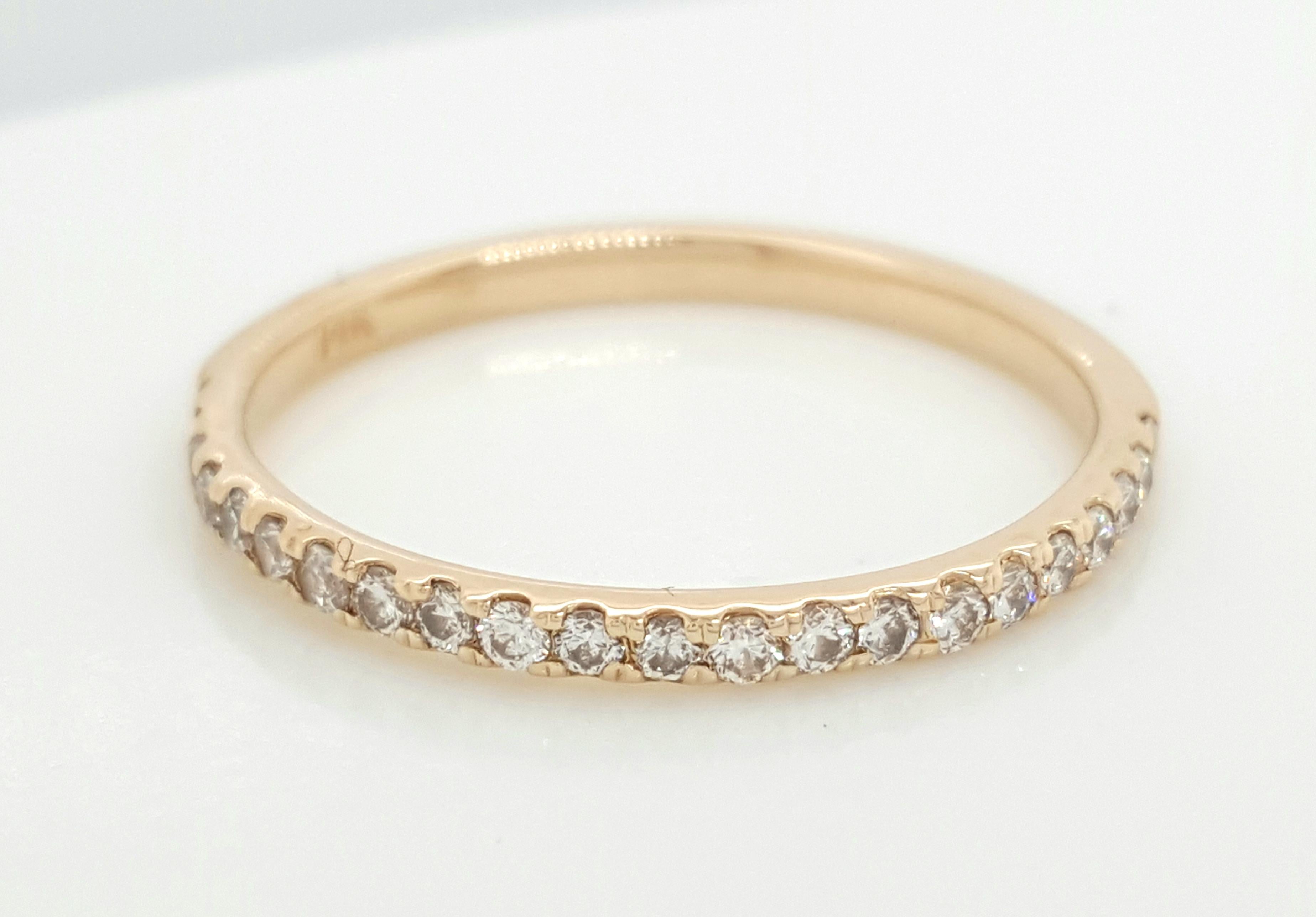 Round Brilliant Cut Diamond 14 Karat Yellow Gold Wedding Band Ring For Sale 2
