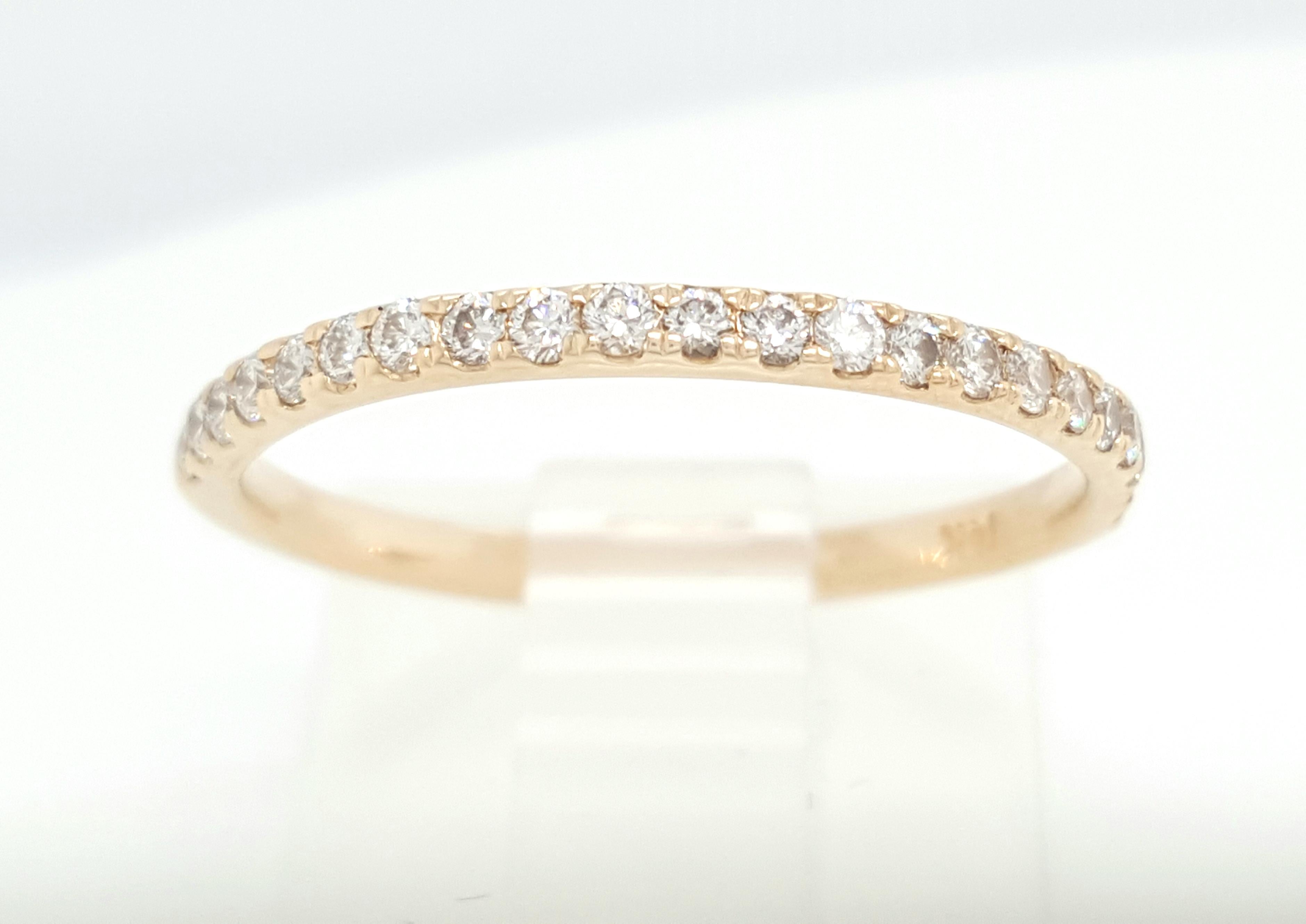 14 Karat Gelbgold Ehering mit rundem Diamanten im Brillantschliff (Rundschliff) im Angebot