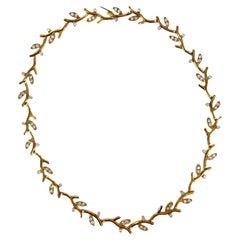 Round Brilliant-Cut Diamond 18 Karat yellow Gold Vine Style Link Necklace