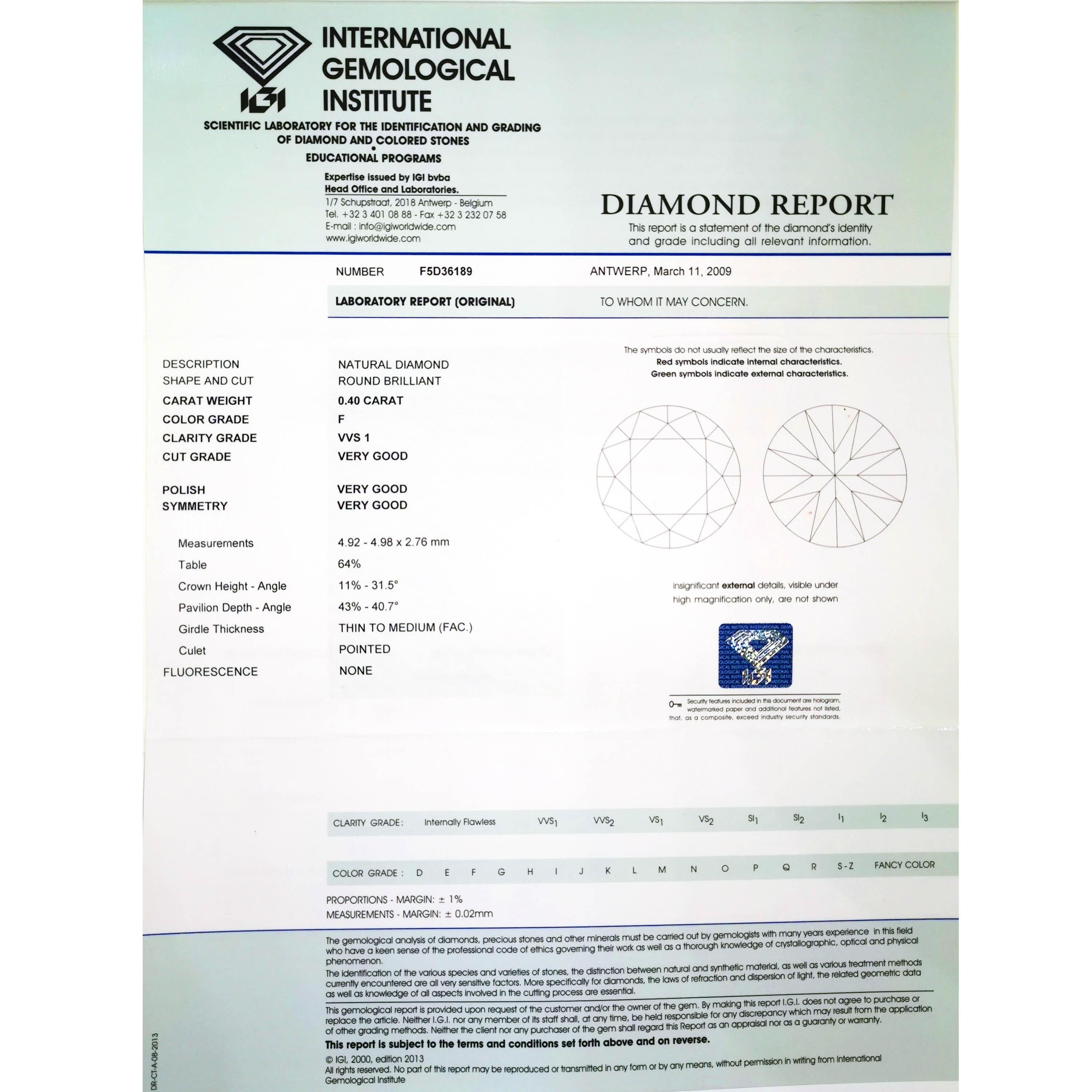 Round Brilliant-Cut Diamond and Platinum Pendant, 0.40 Carat In New Condition In London, GB