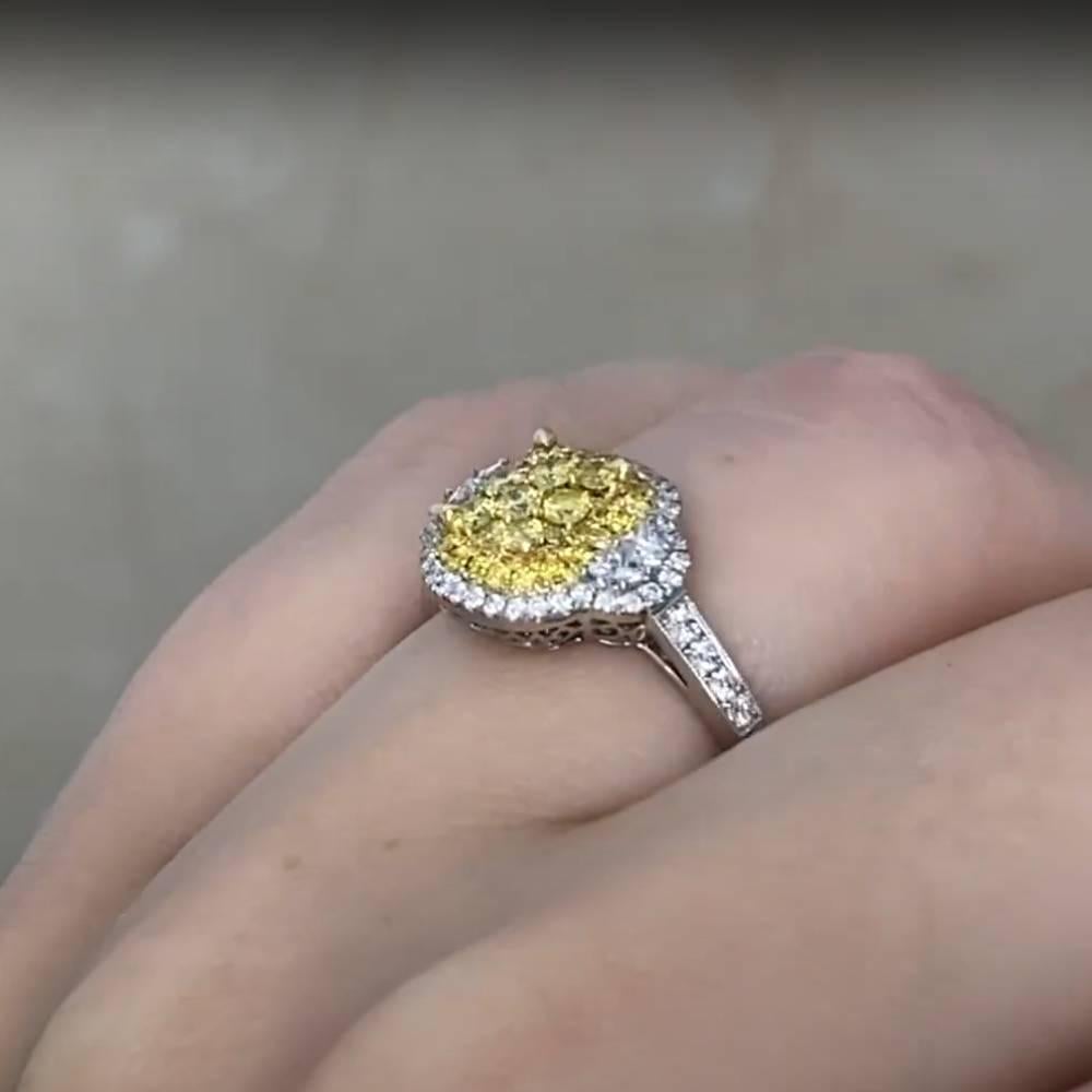 Runder Brillantschliff-Diamant (ca. 0,30 Karat) Doppel-Cluster-Ring, Platin (Rundschliff) im Angebot
