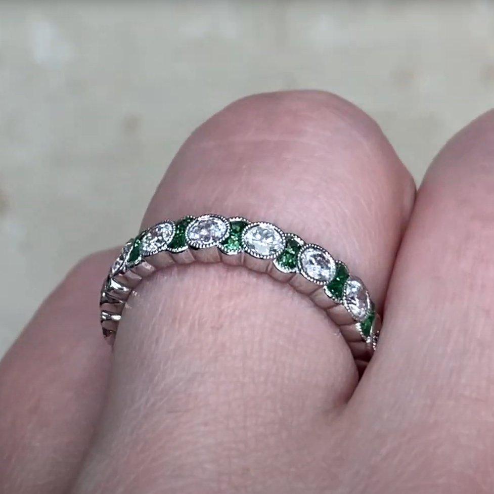 Round Cut Round Brilliant Cut Diamond (Approx 1.20-Carats) & Tsavorite Garnets Band For Sale