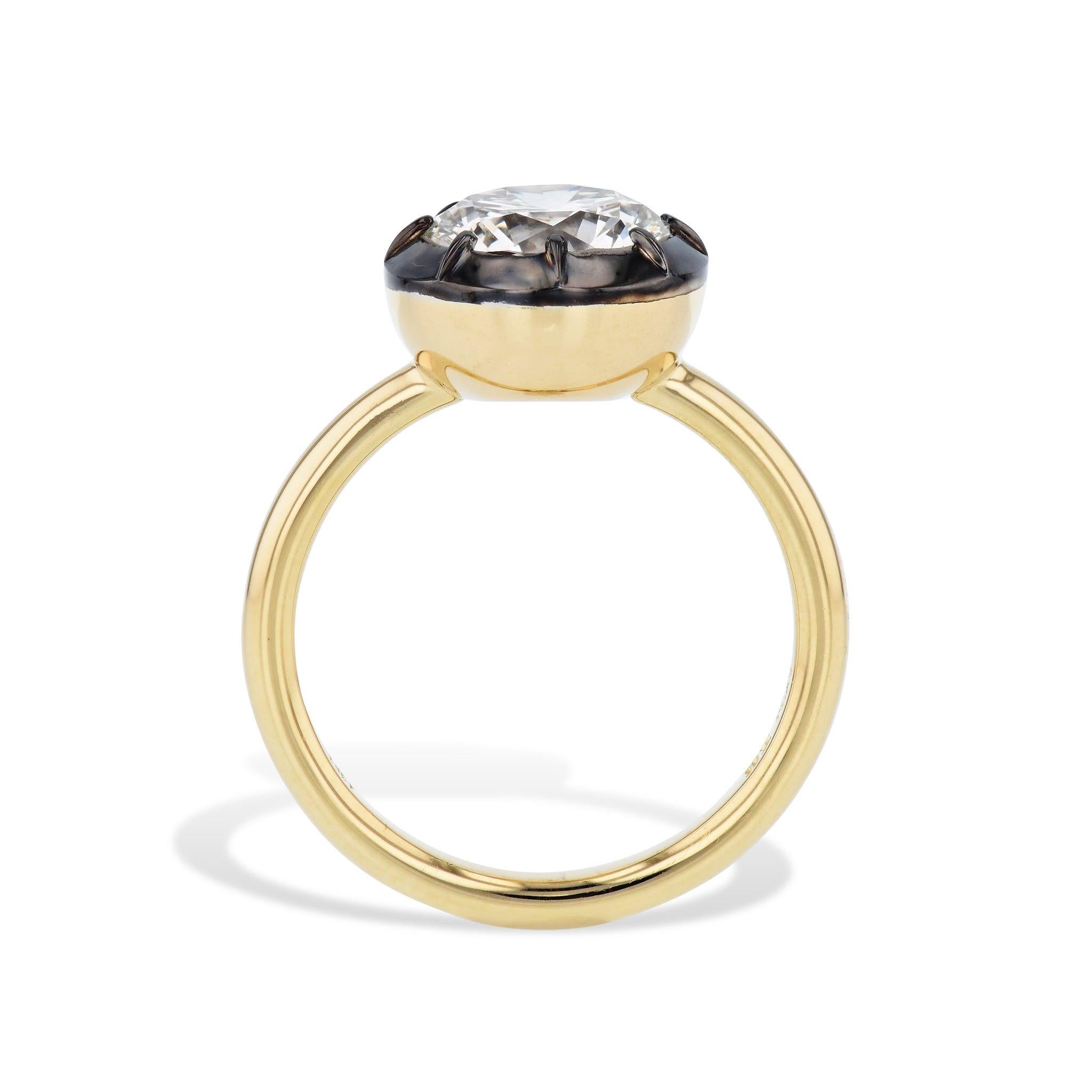Handmade H&H Collection, this Round Brilliant Cut Diamond Black Ruthenium Engagement Ring features a stunning 2.25ct Diamond in a prong setting, secured in a 
Black Ruthenium basket with platinum and 18kt. This irresistible size 6.5 ring beautifully