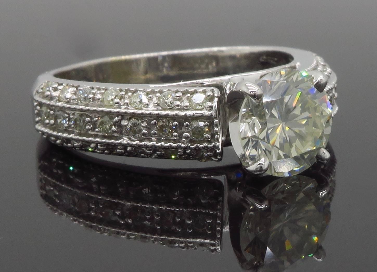 Round Brilliant Cut Diamond Engagement Ring 2