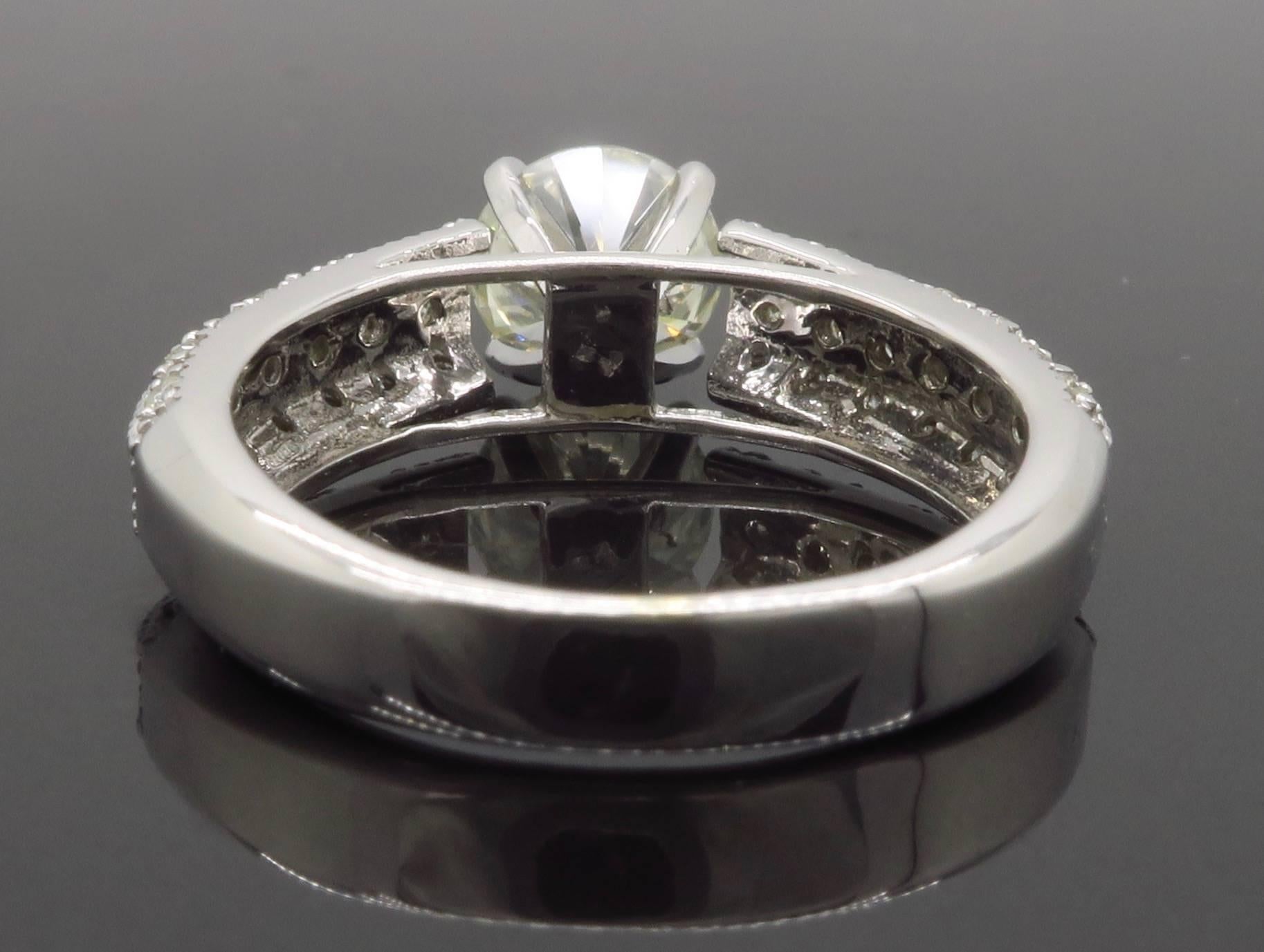 Women's or Men's Round Brilliant Cut Diamond Engagement Ring