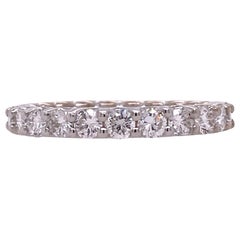 Bracelet d'éternité en or blanc 18 carats avec diamants taille brillant rond et griffe en U