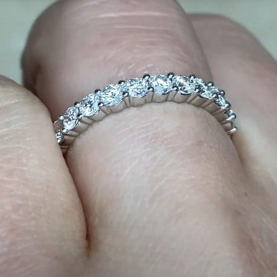 Anillo de eternidad de diamantes talla brillante redondos (aprox. 1.5 quilates), platino Corte redondo en venta