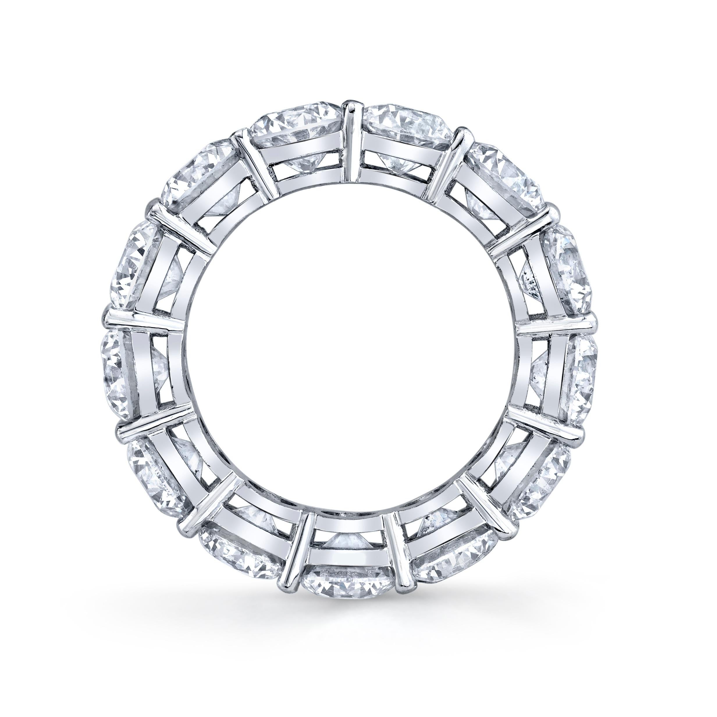 Modern Round Brilliant Cut Diamond Eternity Band For Sale