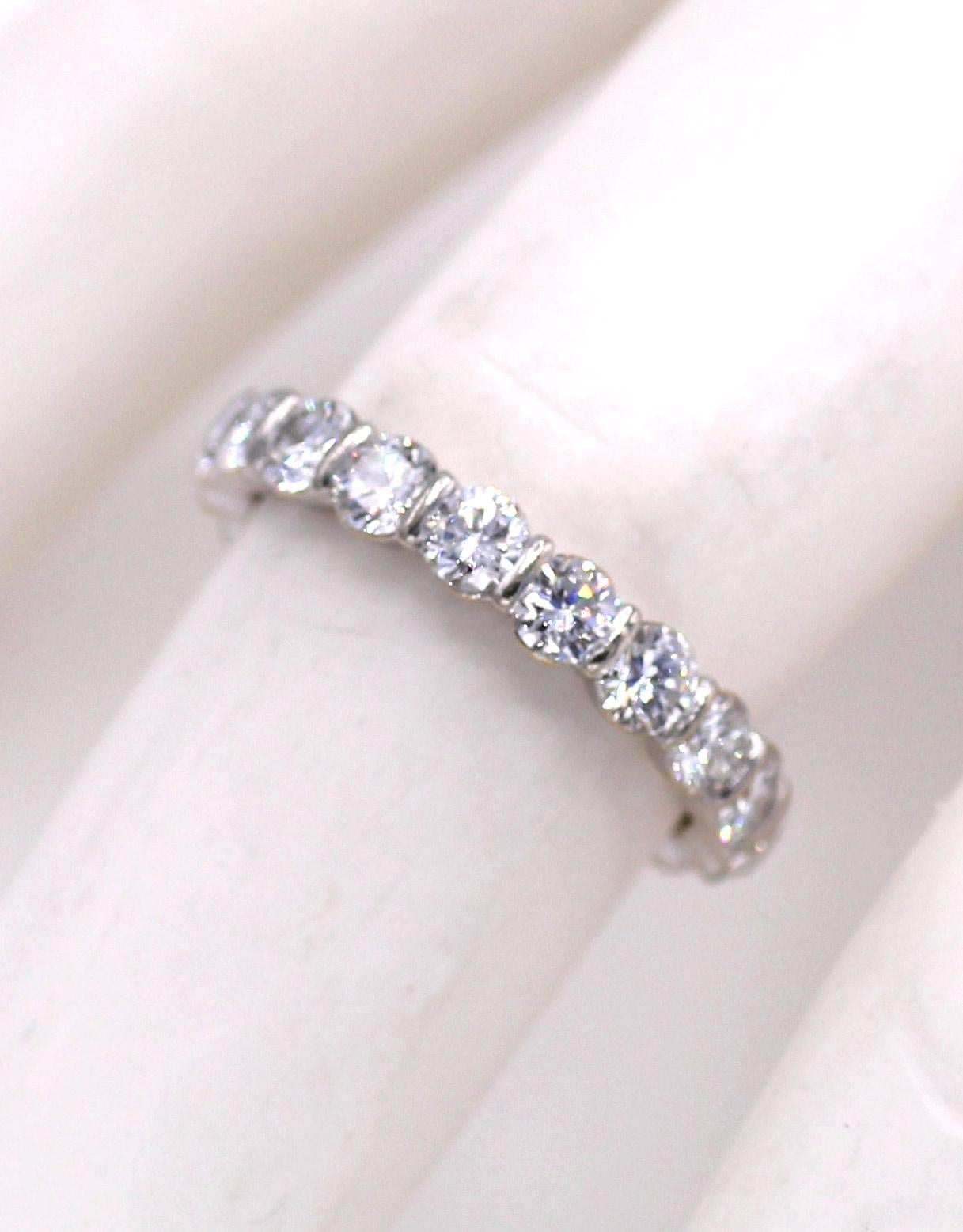 Round Brilliant Cut Diamond Eternity Band In New Condition In New York, NY