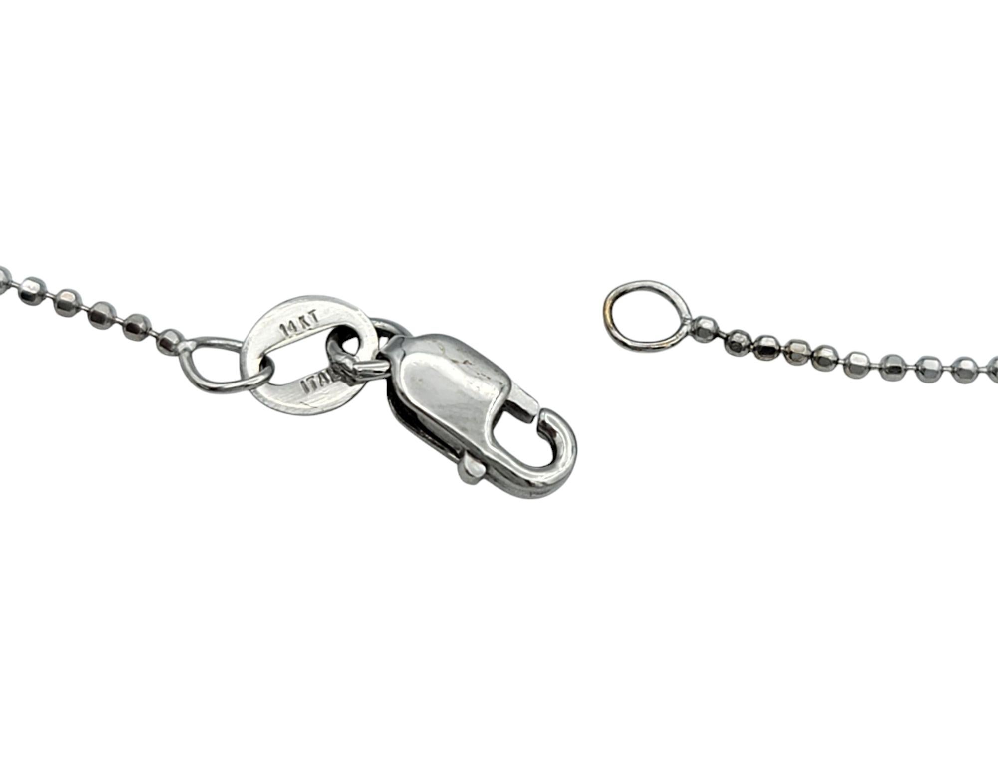 Collana con ciondolo a cerchio aperto con diamanti rotondi taglio Brilliante in oro bianco 14 carati in vendita 2