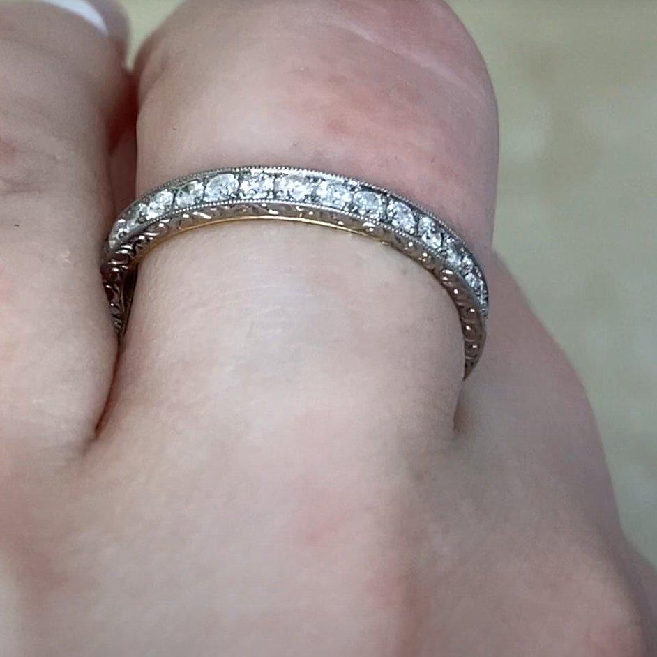 Bracelet éternel à diamants ronds et brillants sertis en pavé (environ 0,60 carats) Platine Excellent état - En vente à New York, NY