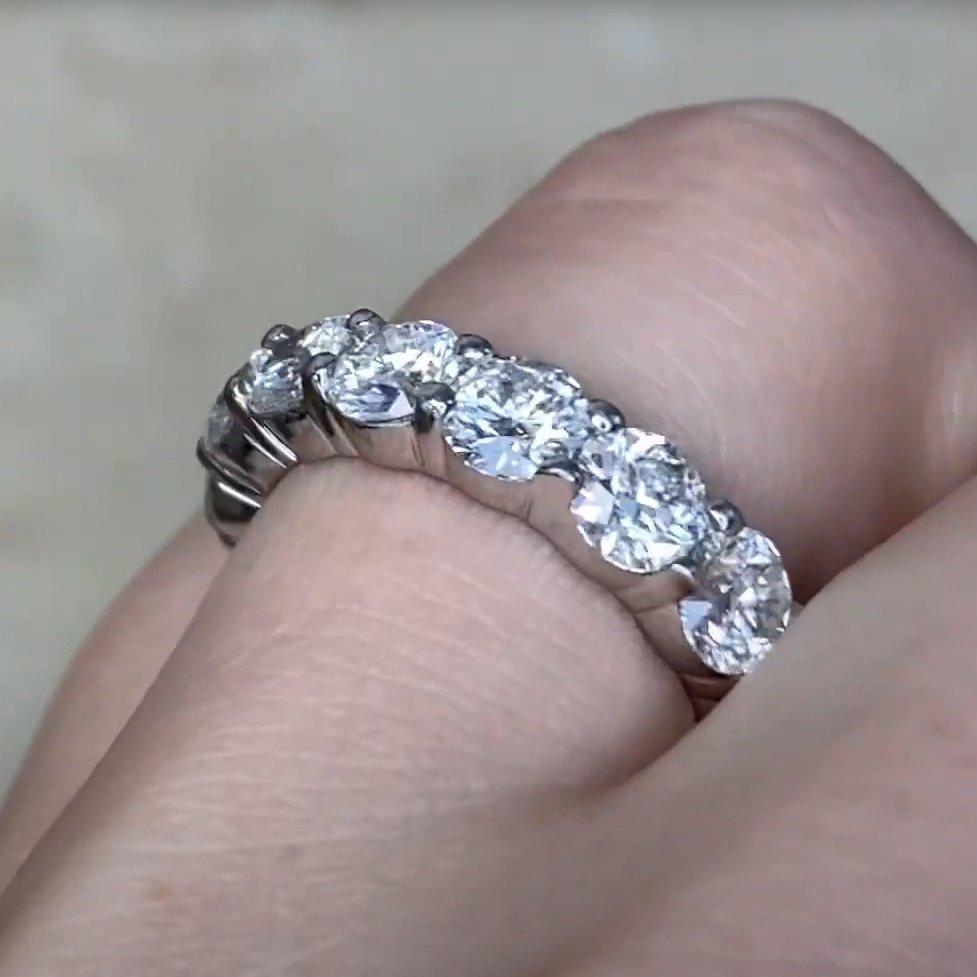 Round Brilliant Cut Diamond Platinum Ring (Approx. 7.10-Carats), Platinum In Excellent Condition For Sale In New York, NY
