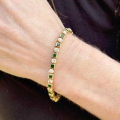 Round Brilliant-Cut Diamond Square-Cut Emerald 18K Yellow Gold Link Bracelet