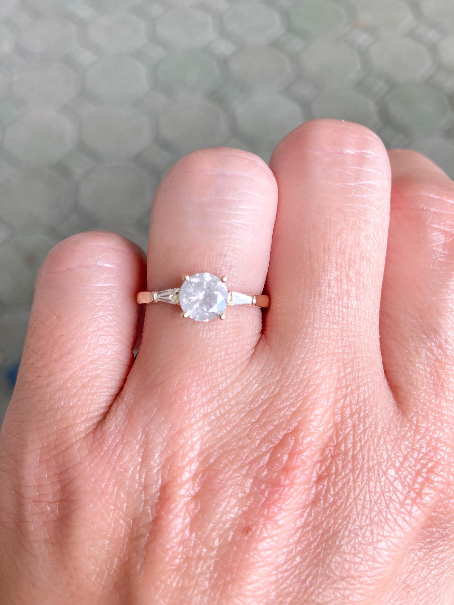 Round Brilliant Cut Milky White Diamond Three-Stone 14K Gold Engagement Ring In New Condition In Osprey, FL