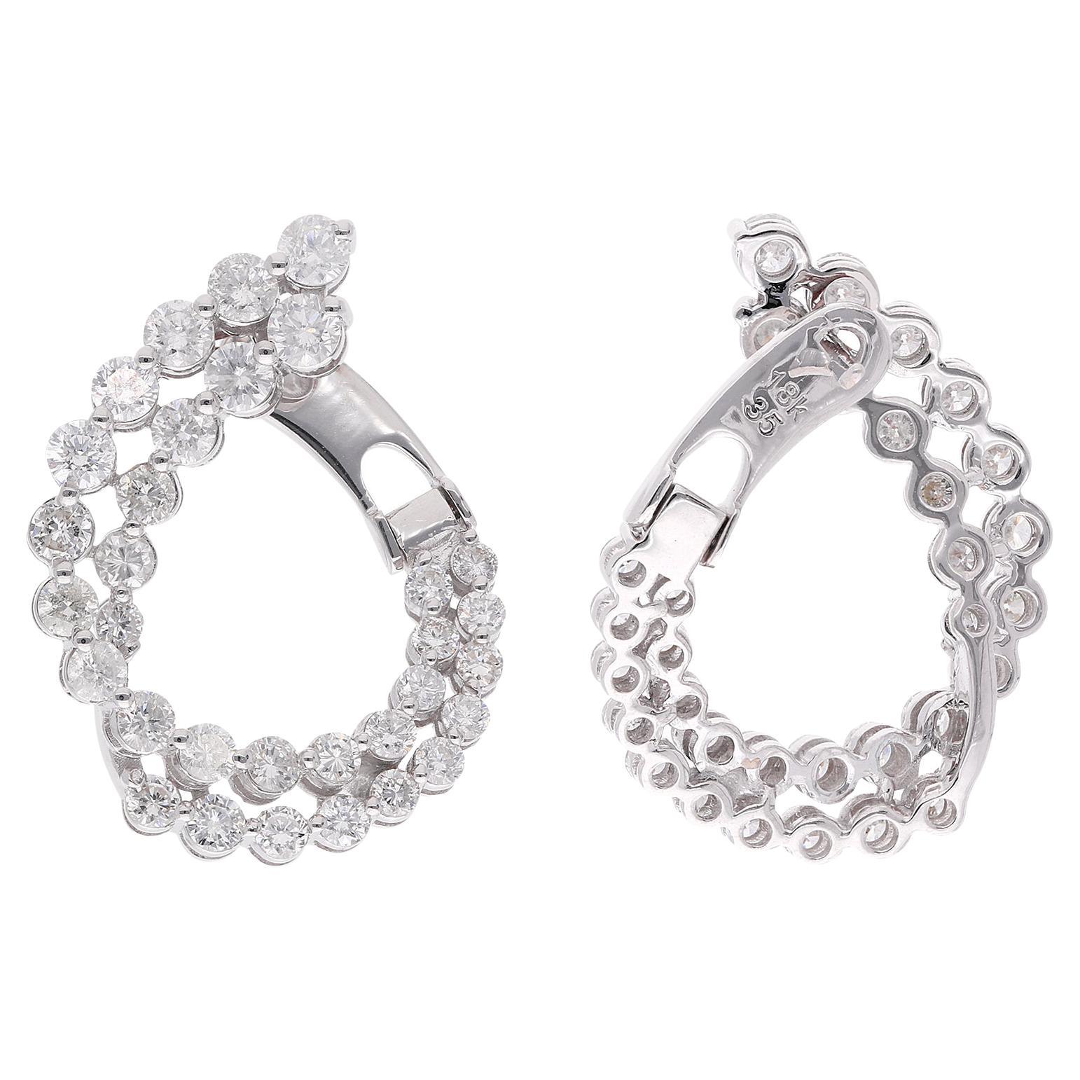 Taille ronde Boucles d'oreilles en or blanc 18 carats avec diamant naturel taille brillant en vente